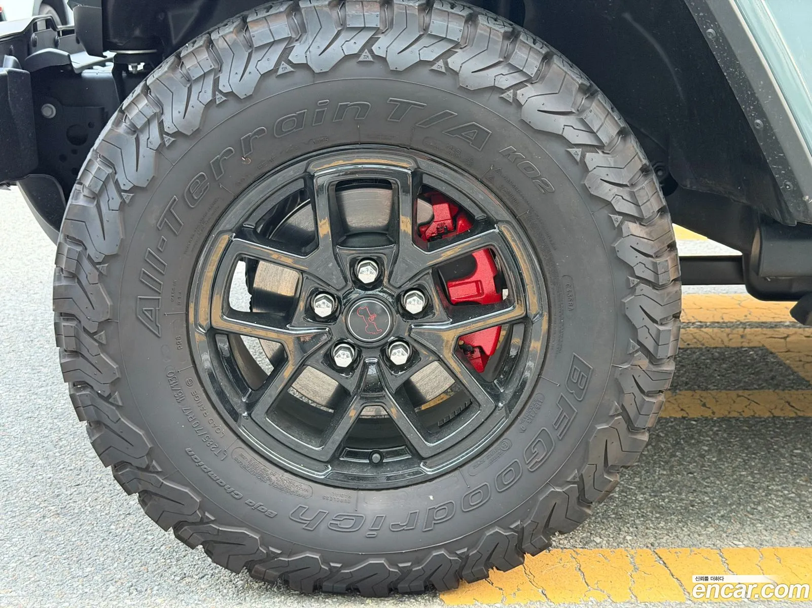 Jeep Wrangler 2025 — 19