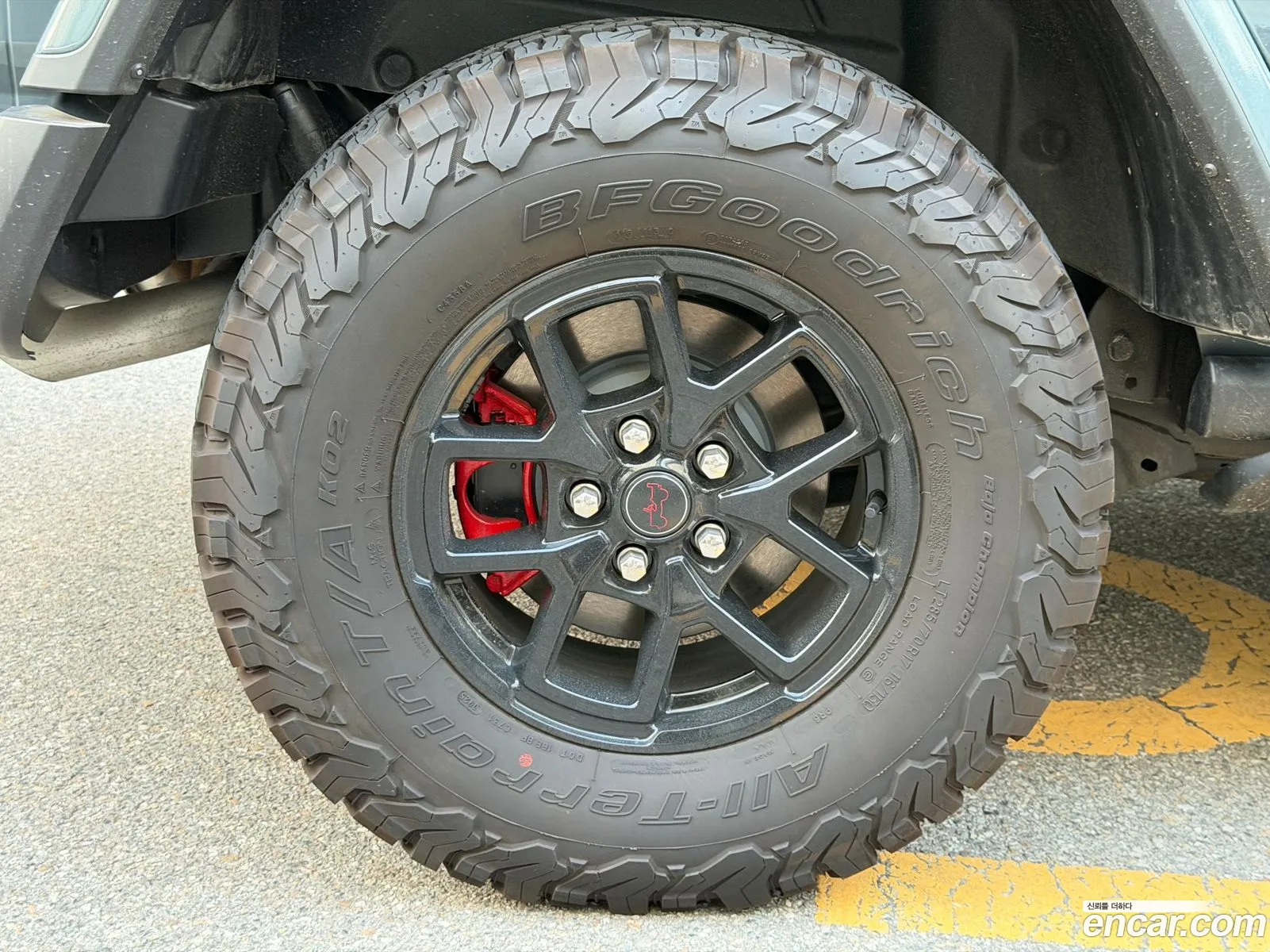 Jeep Wrangler 2025 — 17