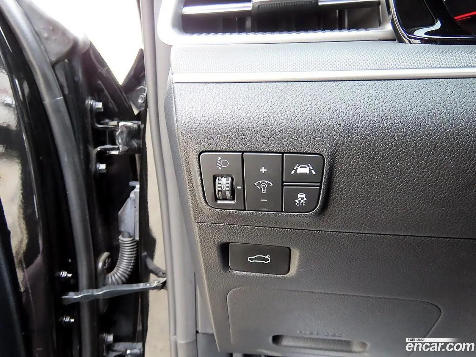 Kia K5 2023 — 9
