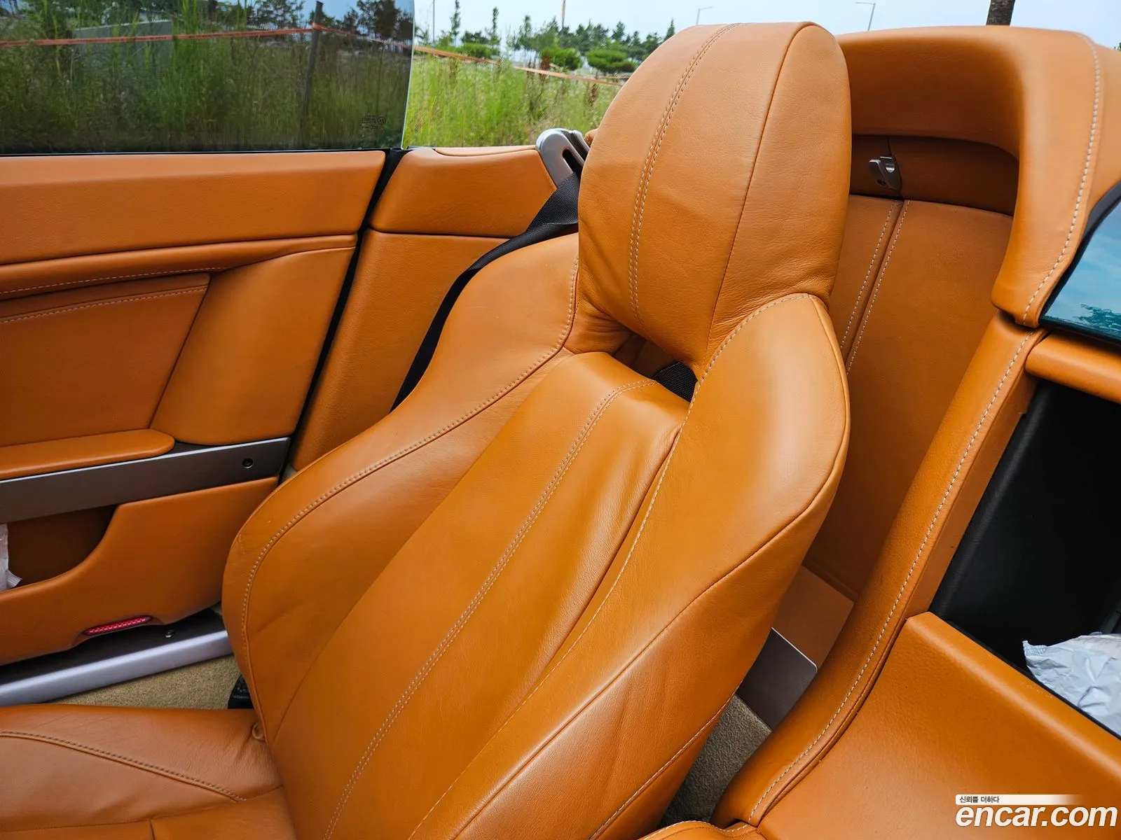 Aston Martin V8 Vantage 2016 — 4