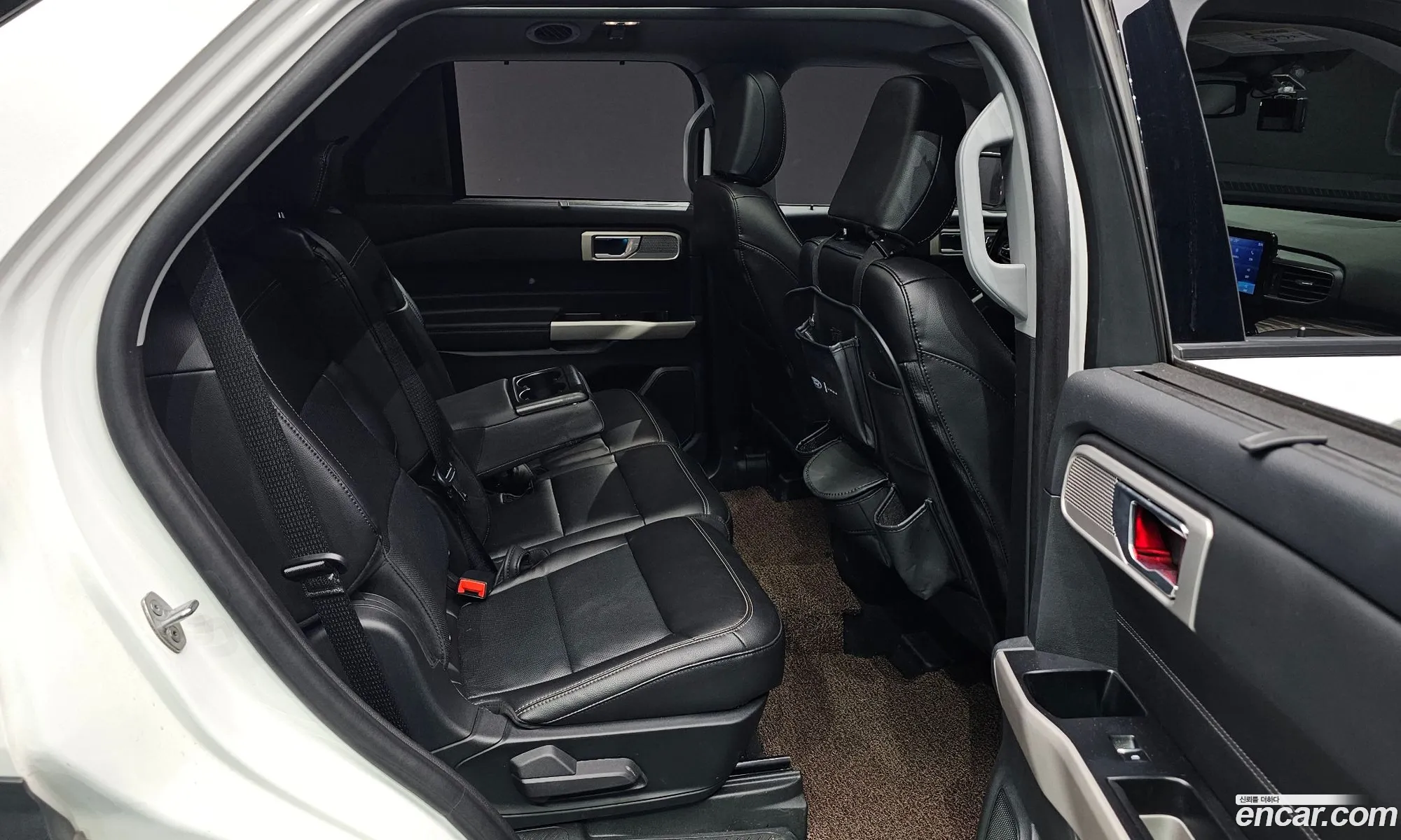 Ford Explorer 6th Gen 2023 1FMSK8FH3PGB54374 — 18