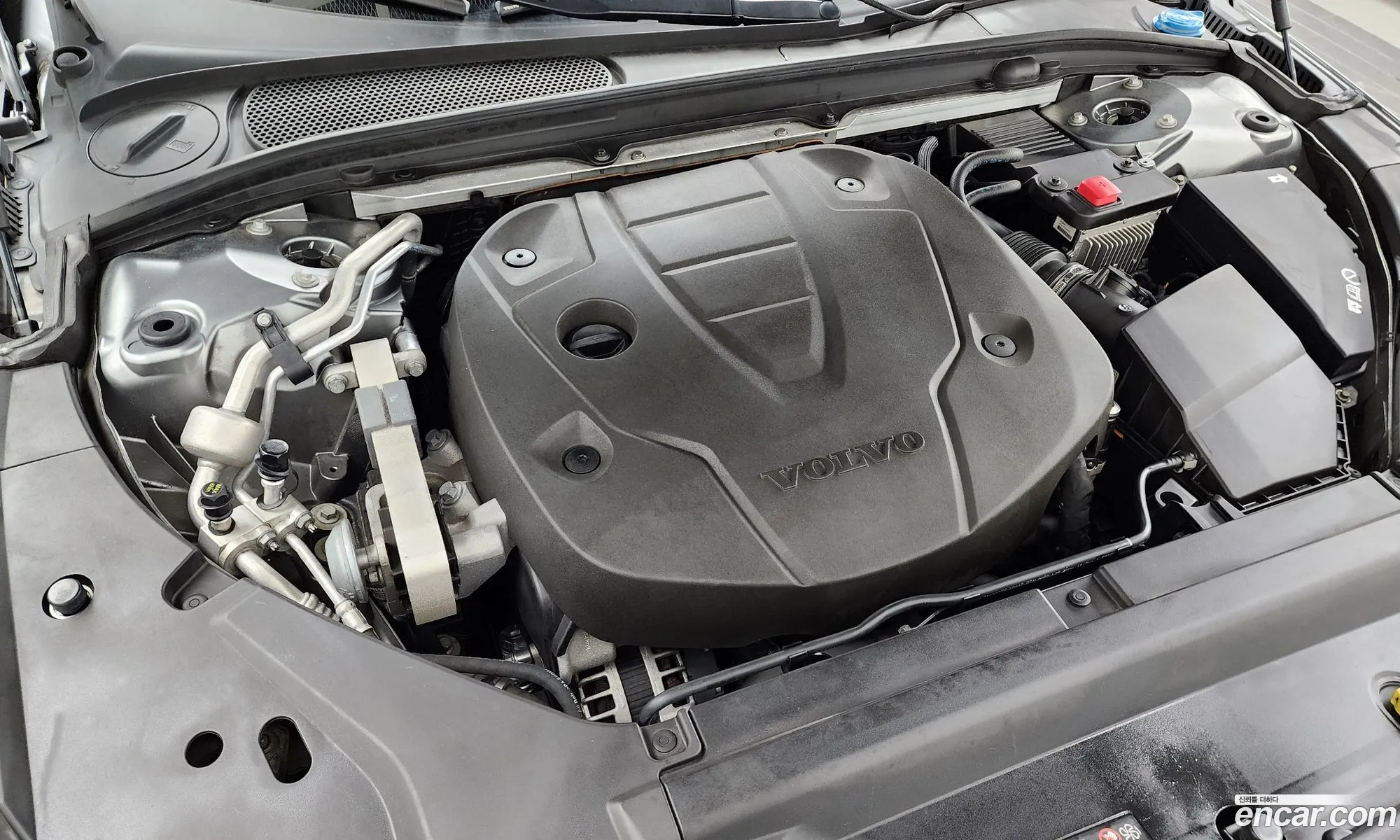 Volvo S90 2019 LVYPS68TCKP057253 — 2