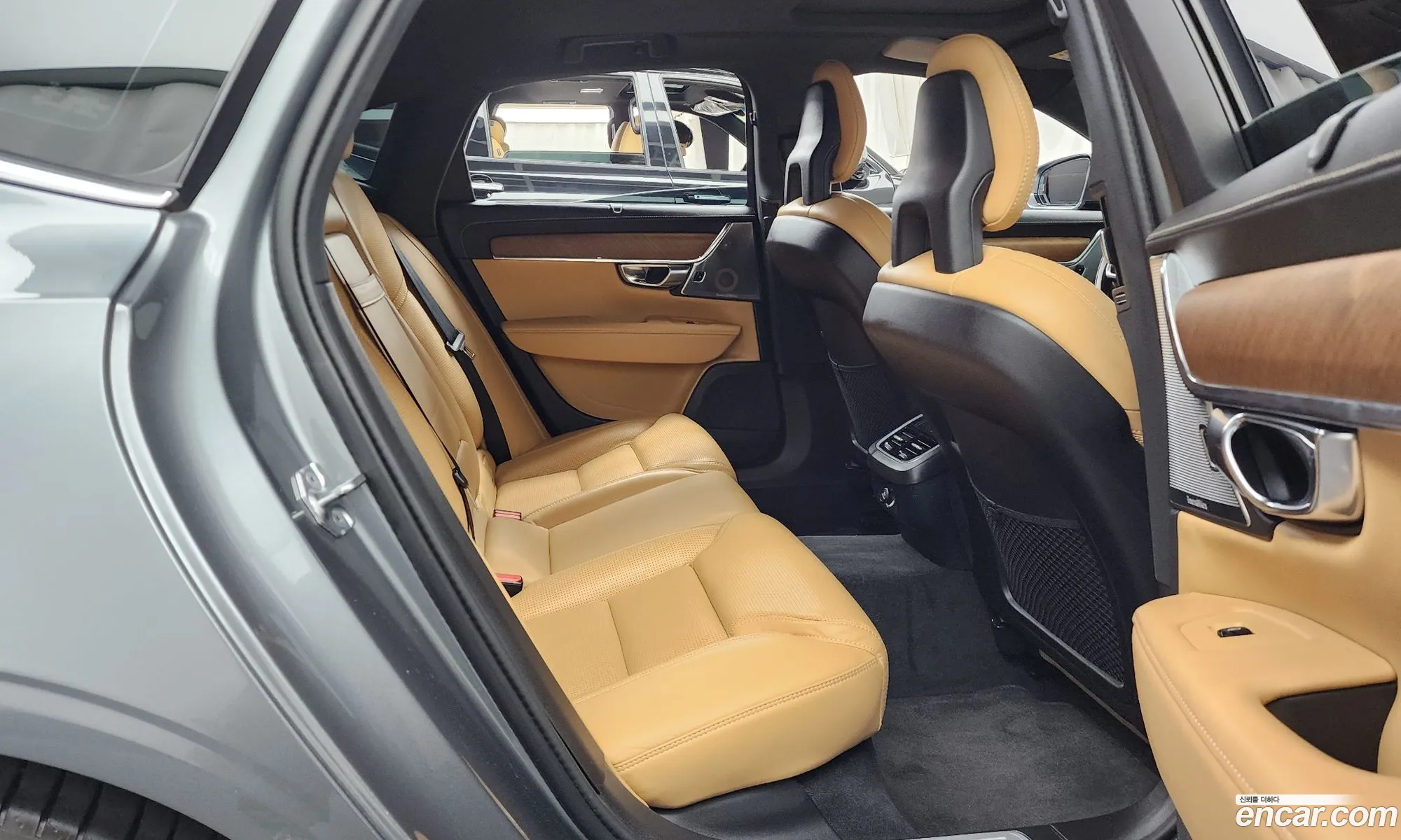 Volvo S90 2019 LVYPS68TCKP057253 — 7