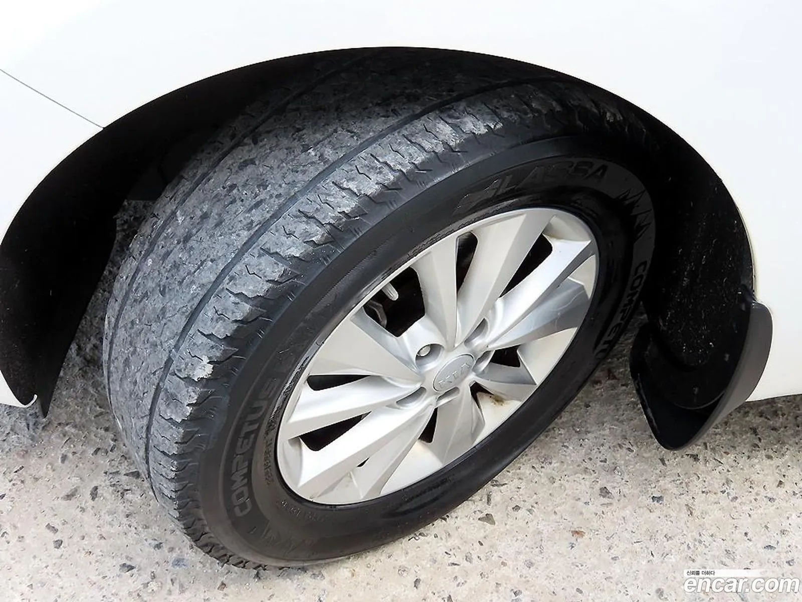 Kia Carnival 2014 — 13