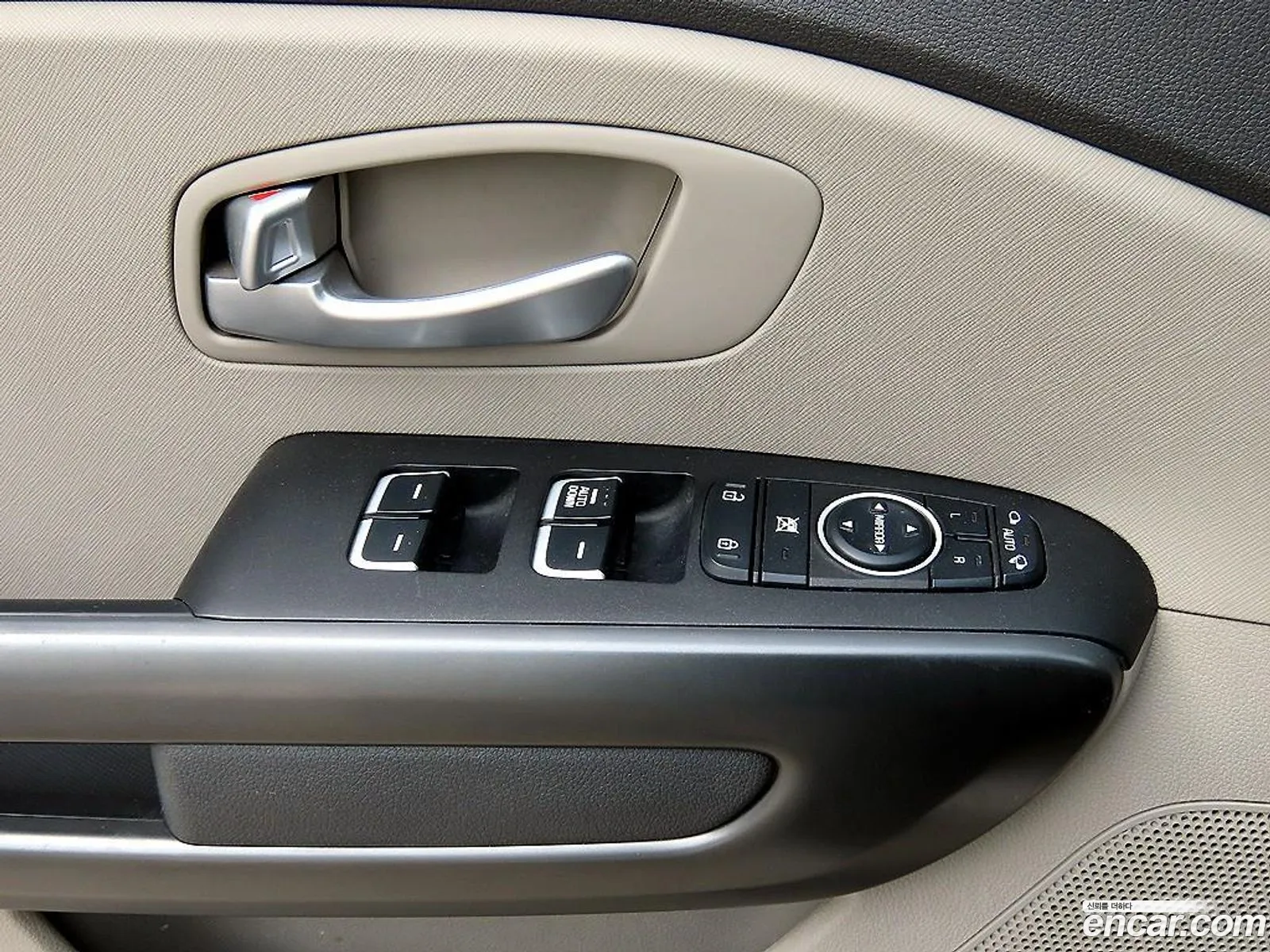 Kia Carnival 2014 — 2