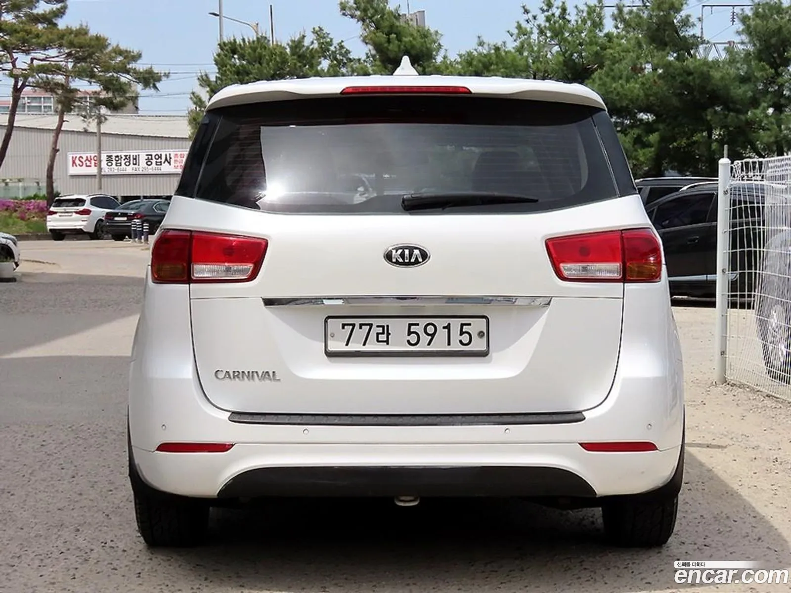 Kia Carnival 2014 — 8