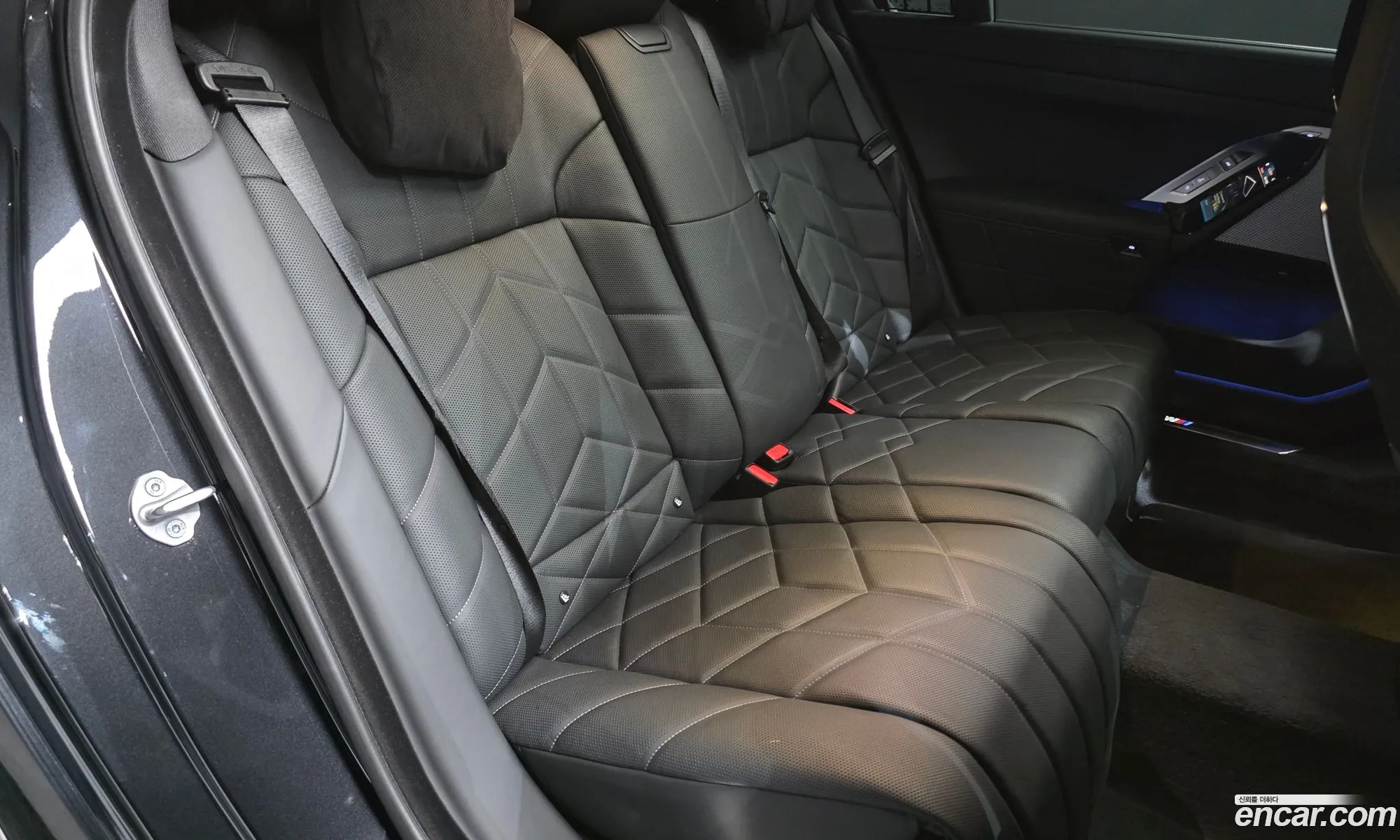 BMW 7 Series 2025 WBA31EH02SCV21649 — 9
