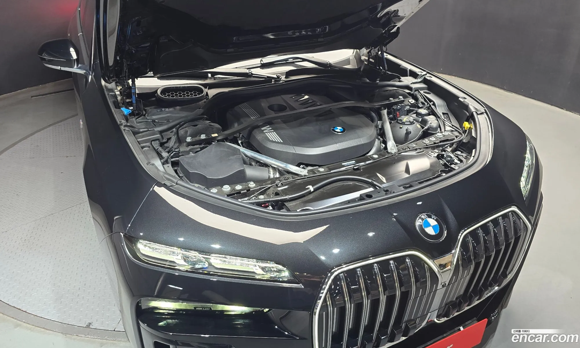 BMW 7 Series 2025 WBA31EH02SCV21649 — 30