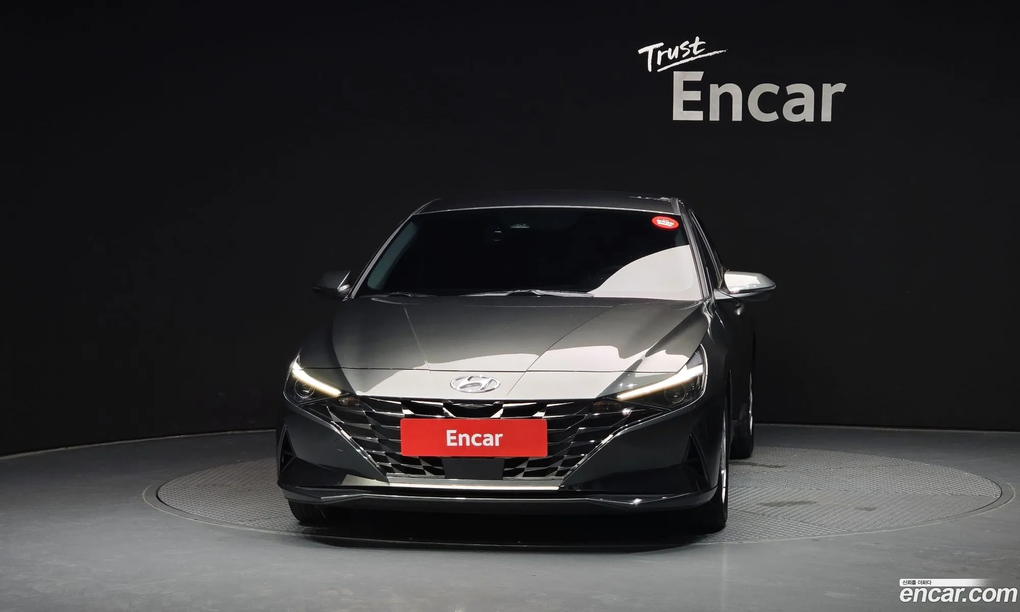 Hyundai Elantra 2023 — 19