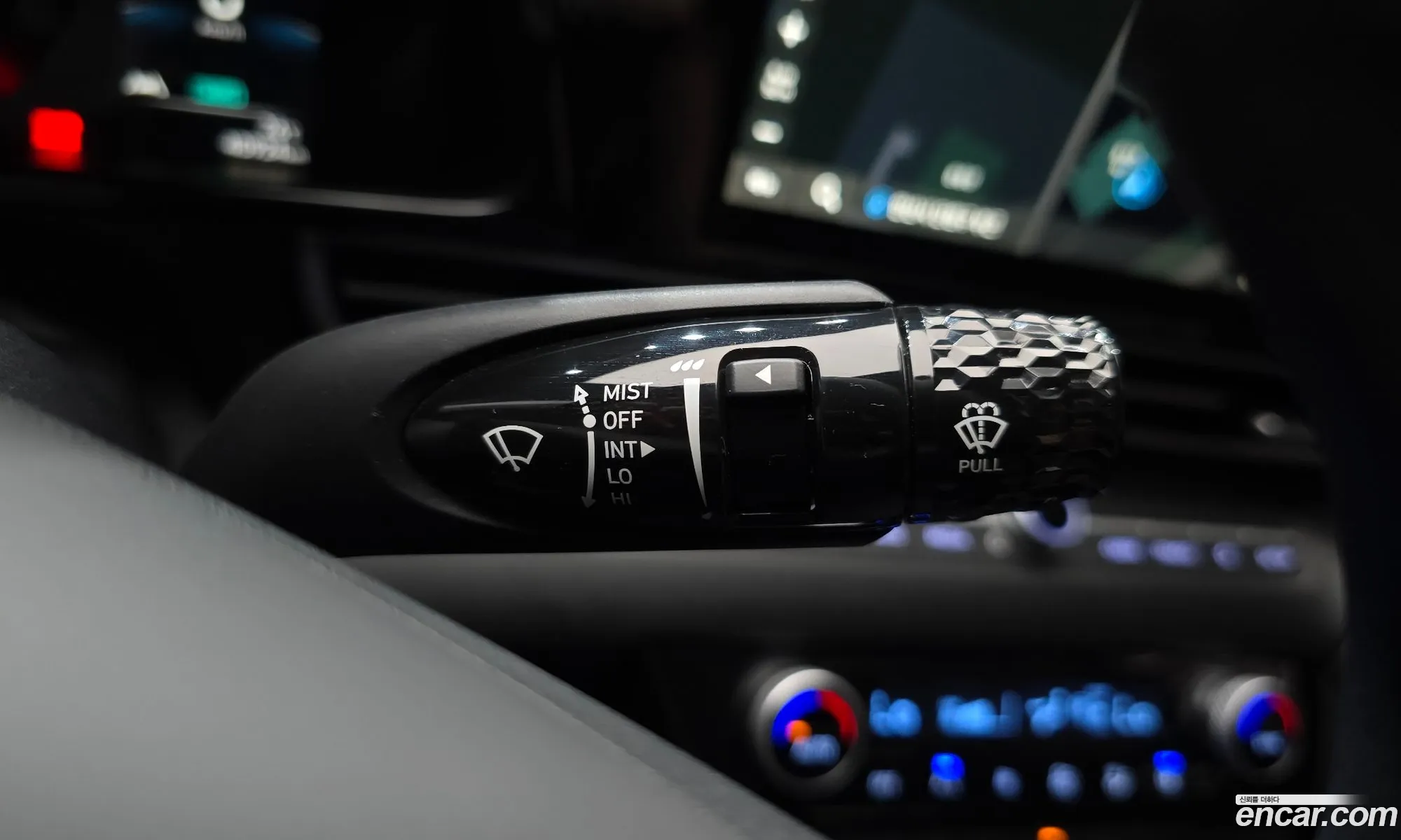Hyundai Elantra 2023 — 24