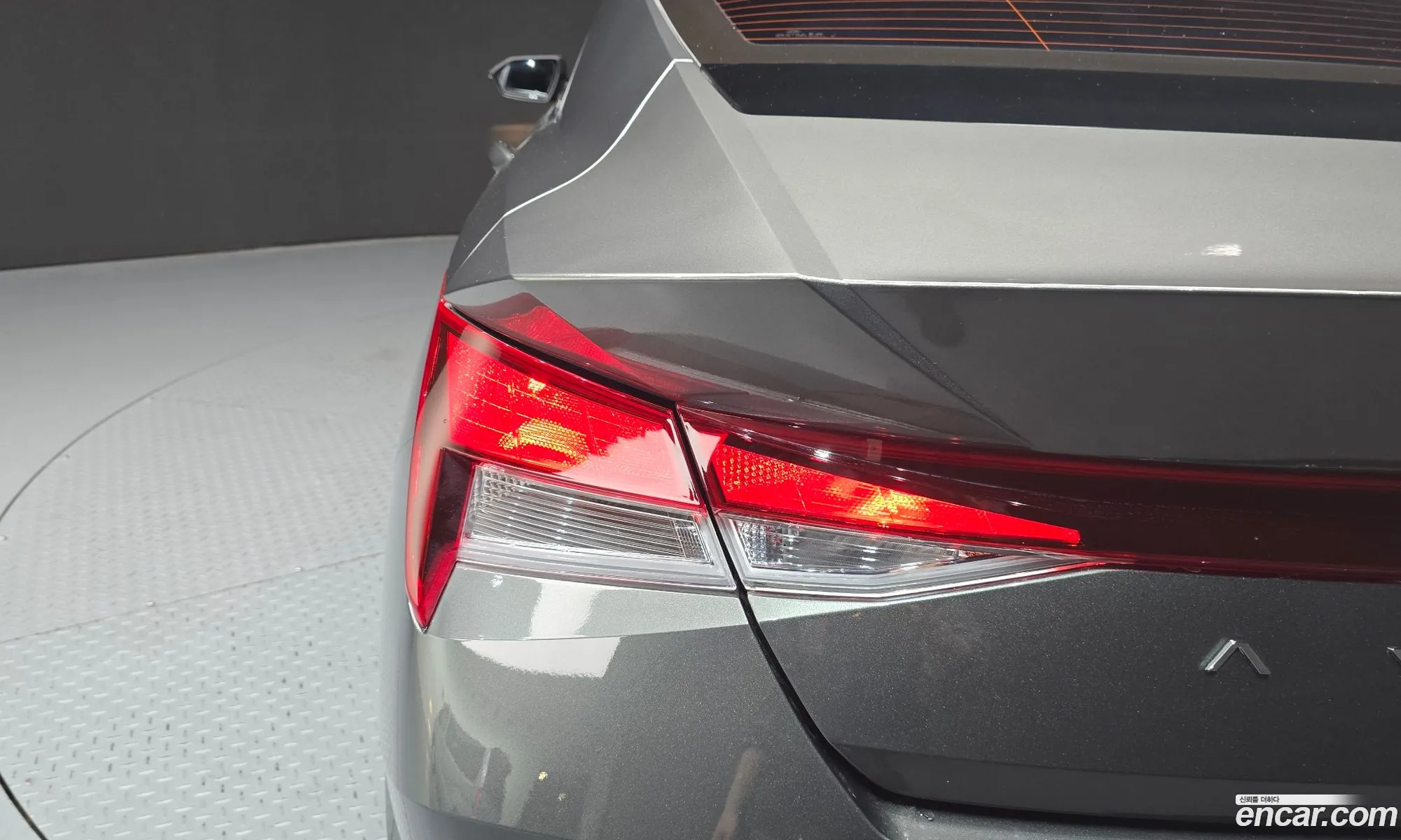 Hyundai Elantra 2023 — 15
