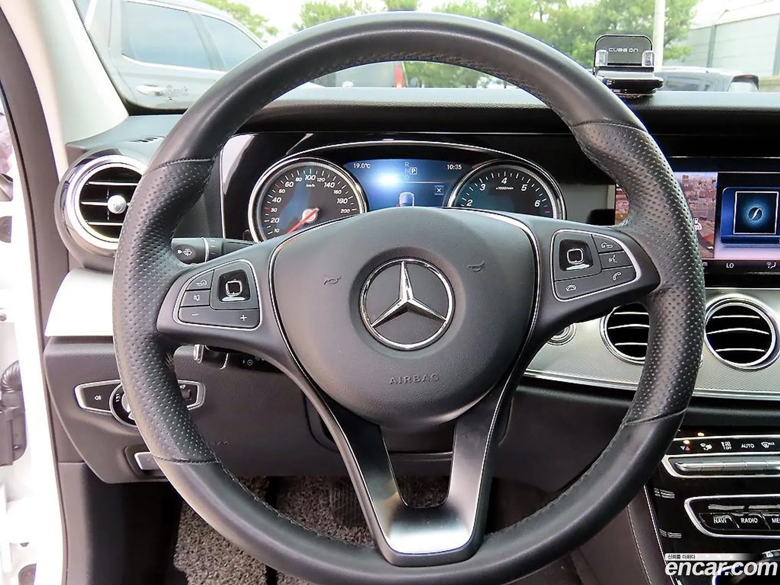 Mercedes-Benz E-Class W213 2018 — 11