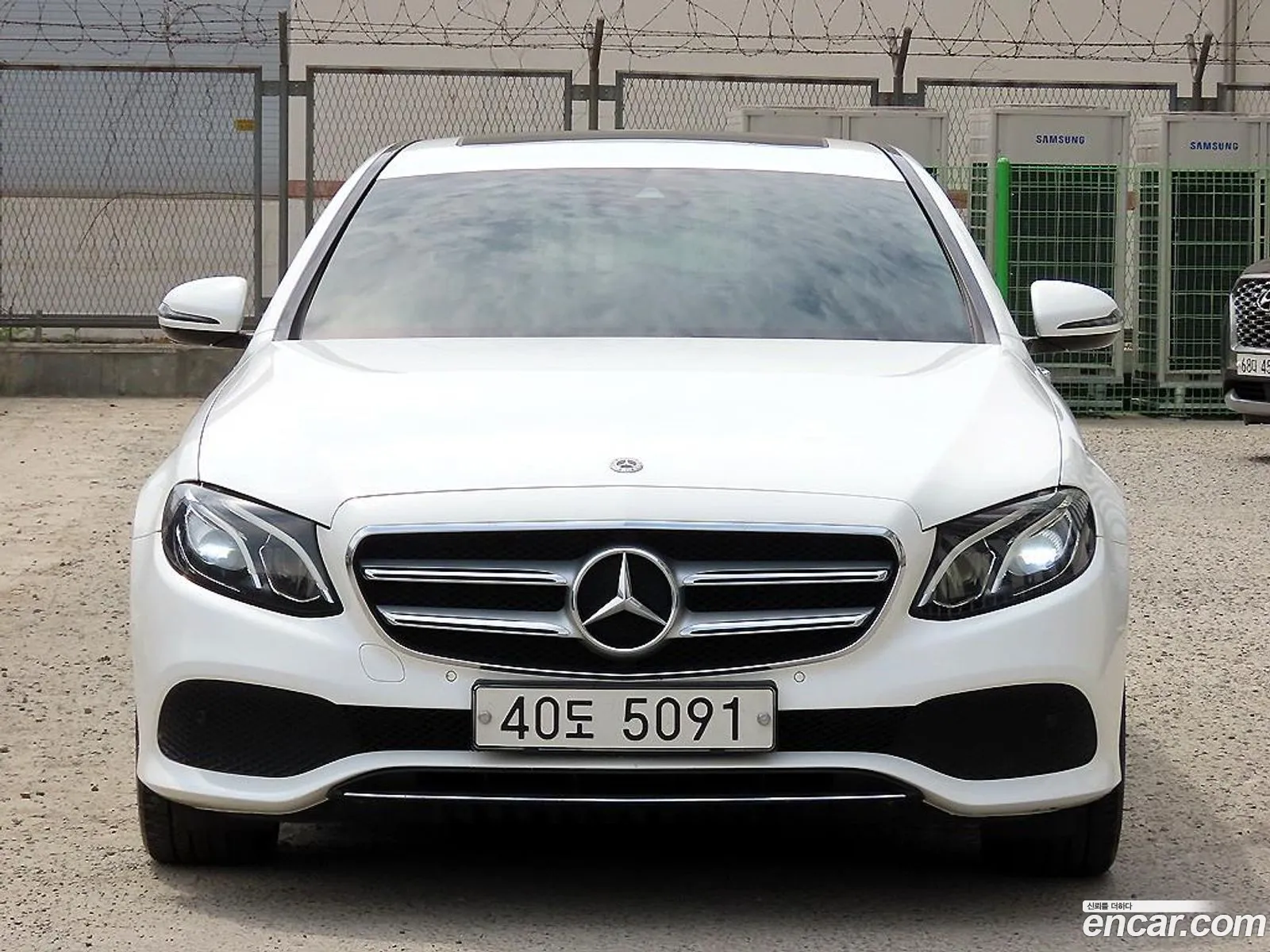 Mercedes-Benz E-Class W213 2018 — 17