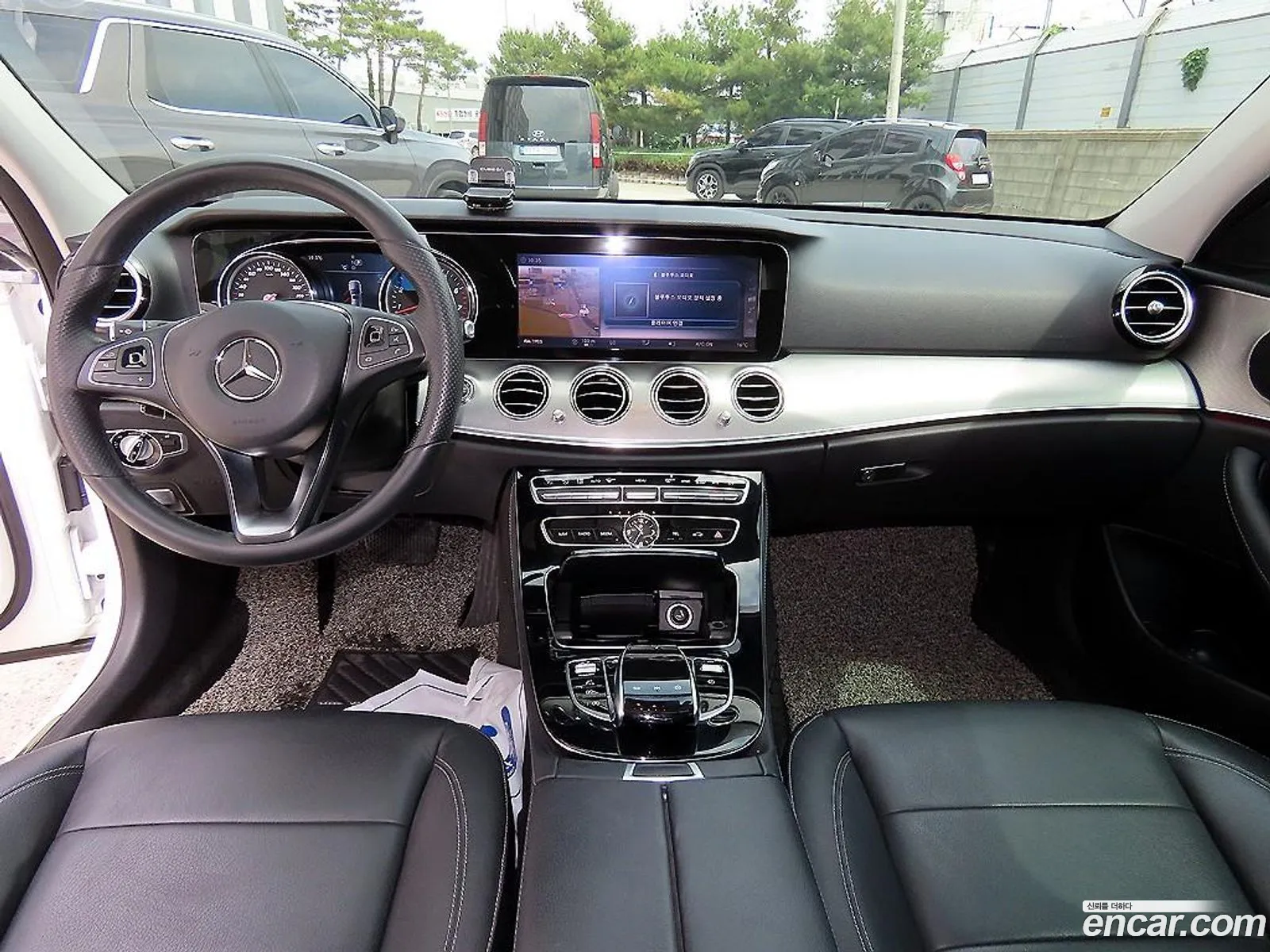 Mercedes-Benz E-Class W213 2018 — 18
