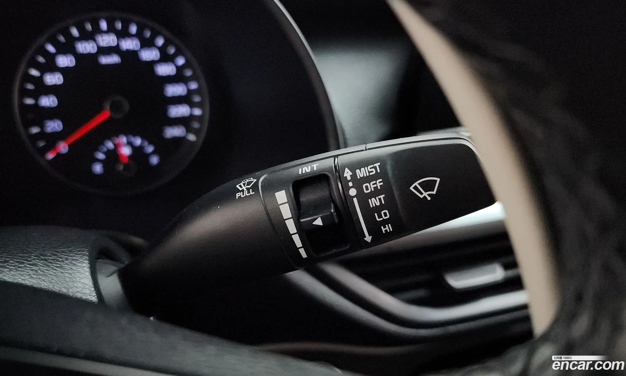 Kia K3 2018 — 16