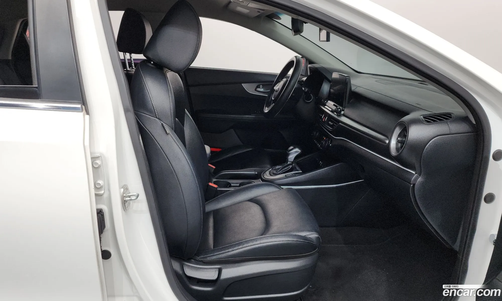 Kia K3 2018 — 26