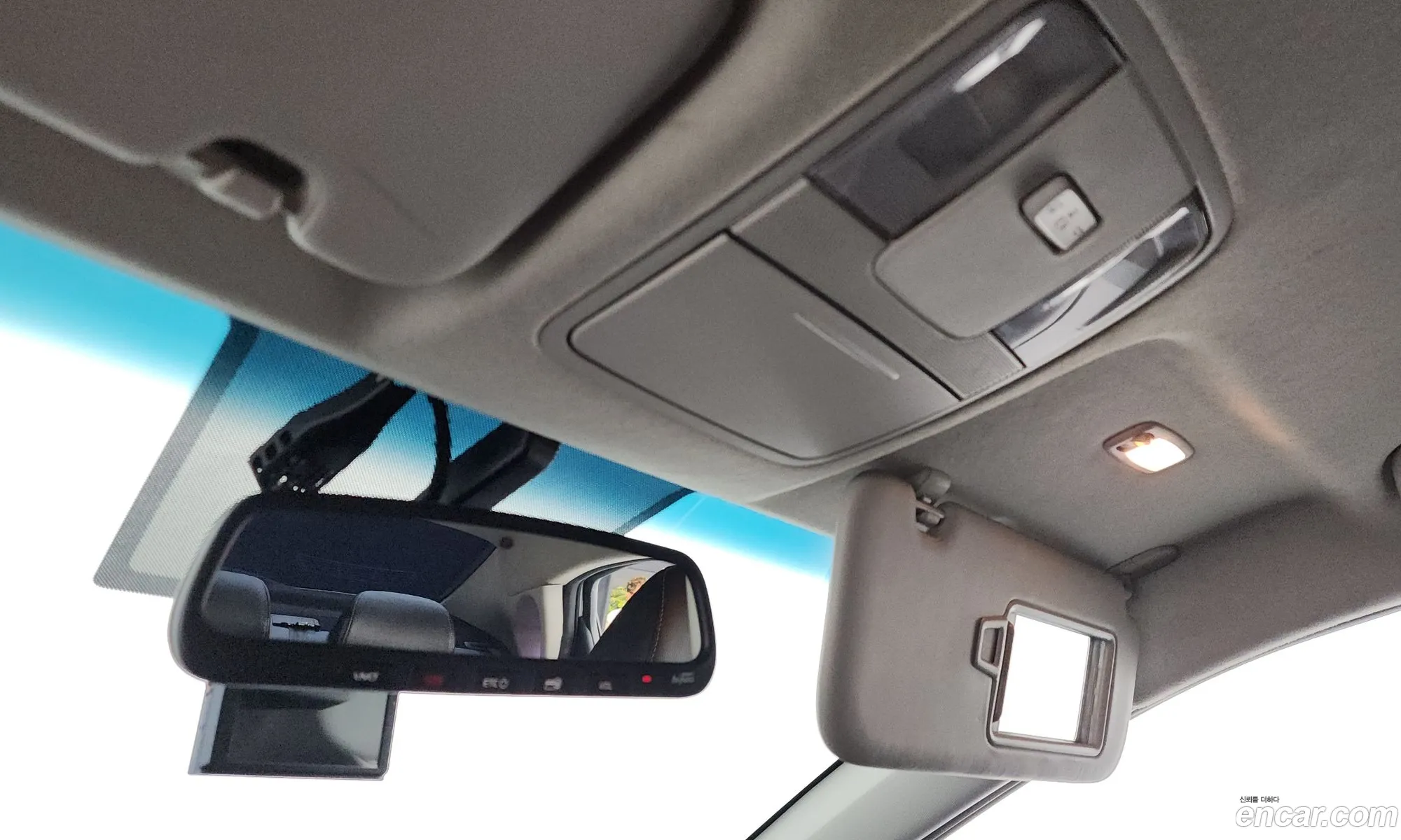 Kia K3 2018 — 4