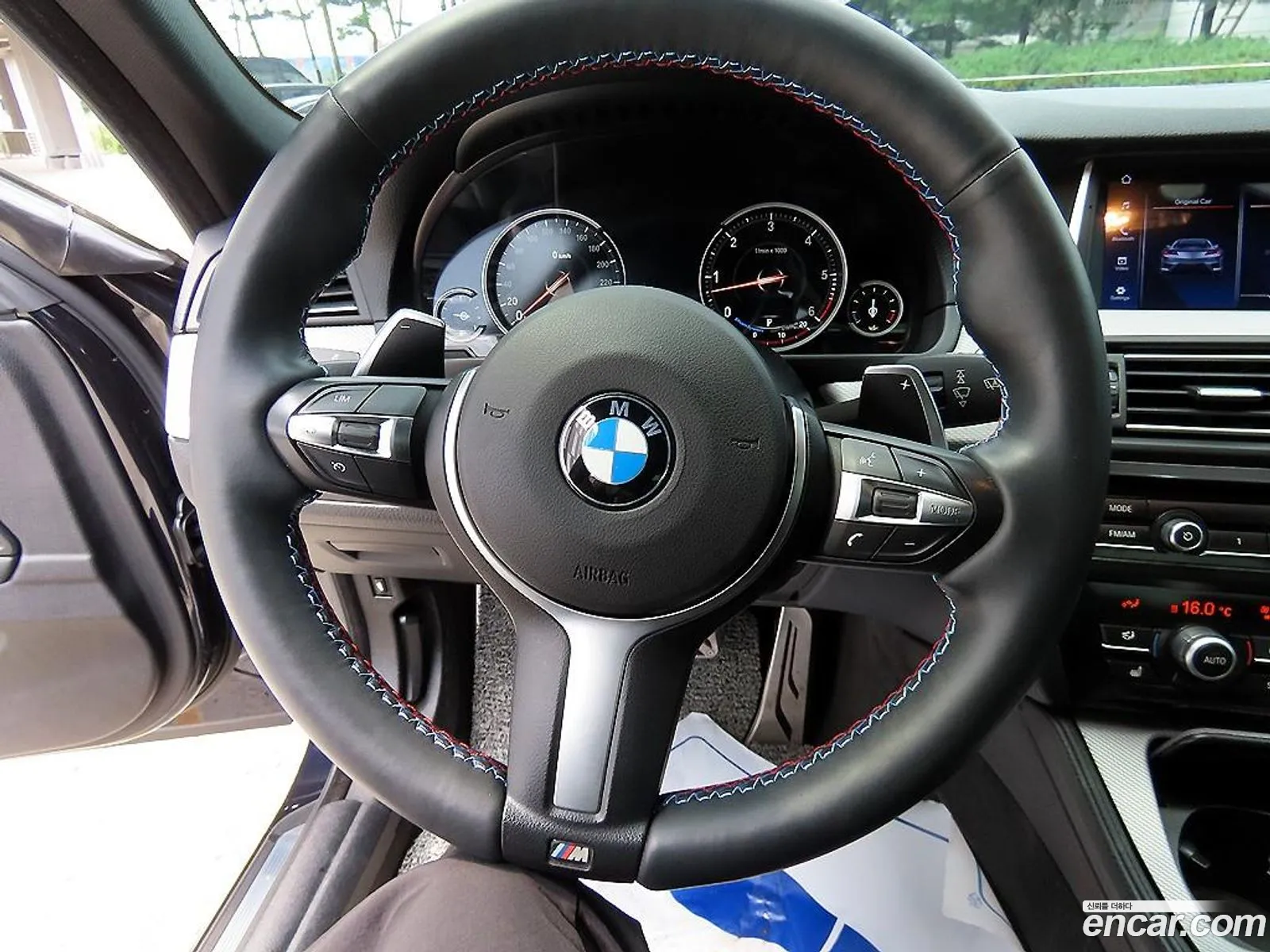 BMW 5 Series 2014 — 19