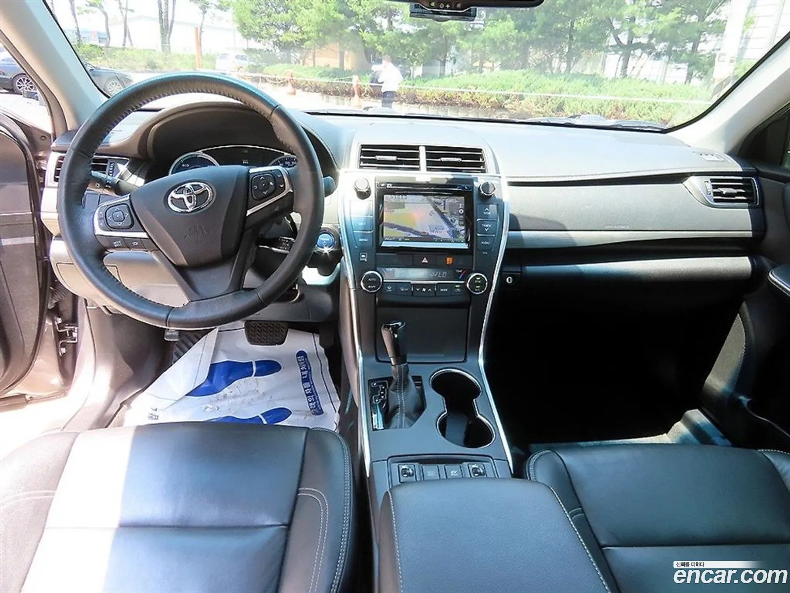 Toyota Camry 2016 — 4