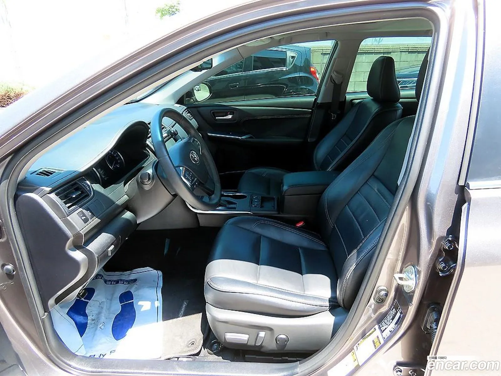 Toyota Camry 2016 — 8
