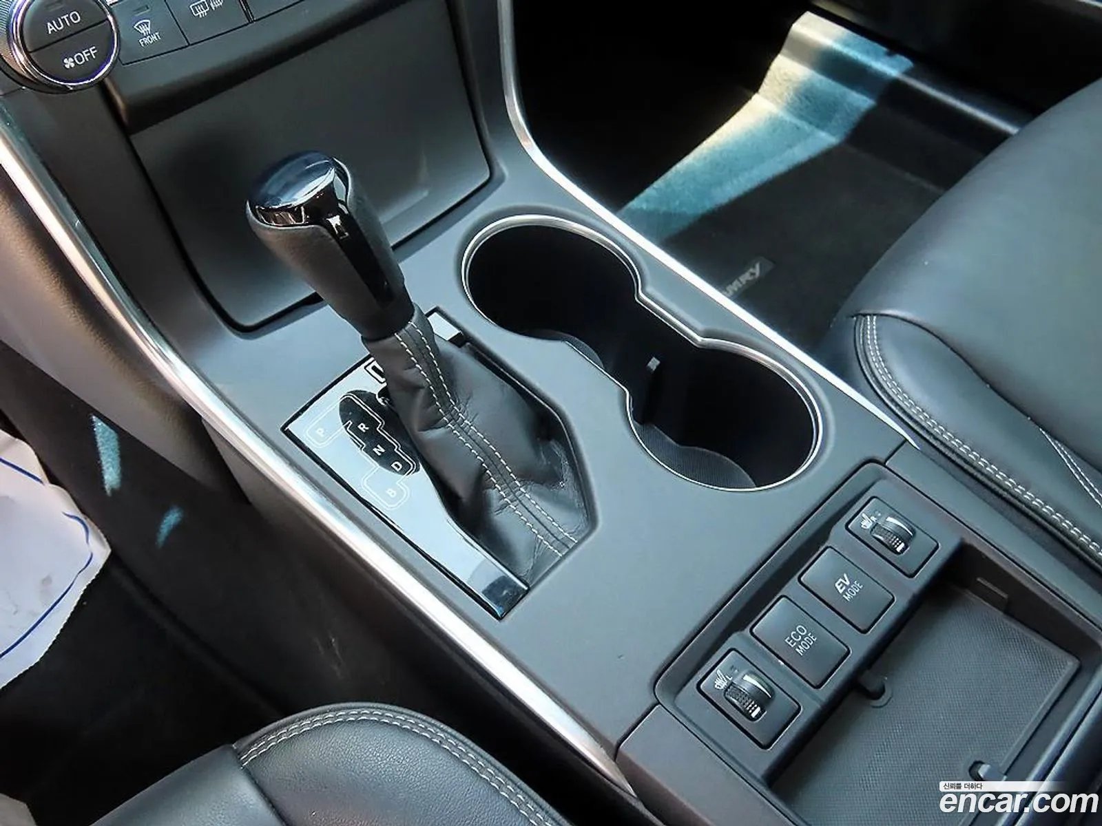 Toyota Camry 2016 — 19