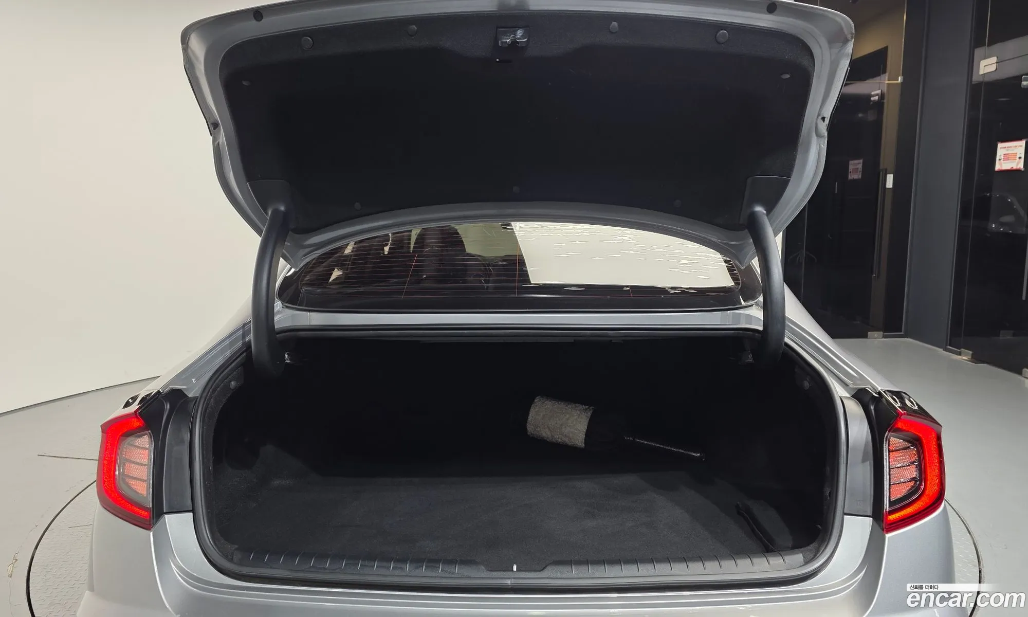 Hyundai Sonata 2019 KMHL341DBLA028246 — 25