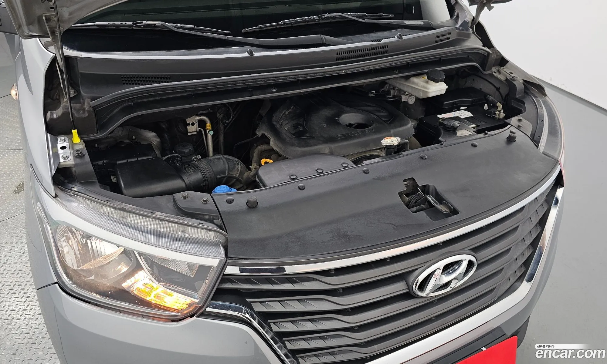 Hyundai Grand Starex 2017 — 9