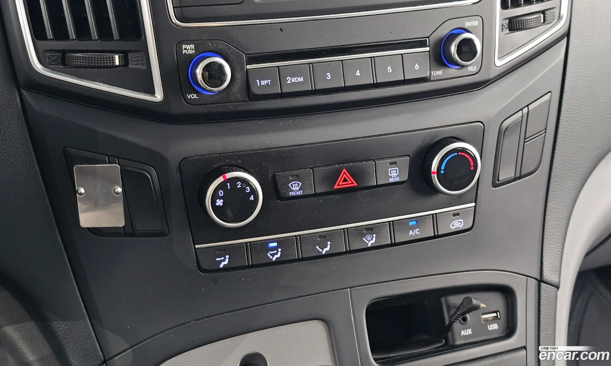 Hyundai Grand Starex 2017 — 3