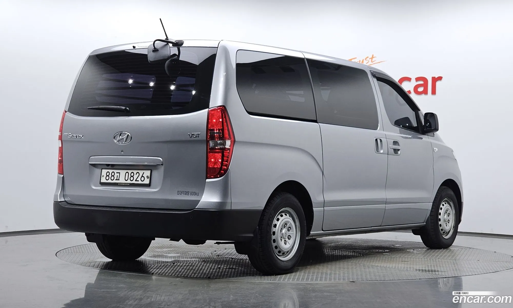 Hyundai Grand Starex 2017 — 13