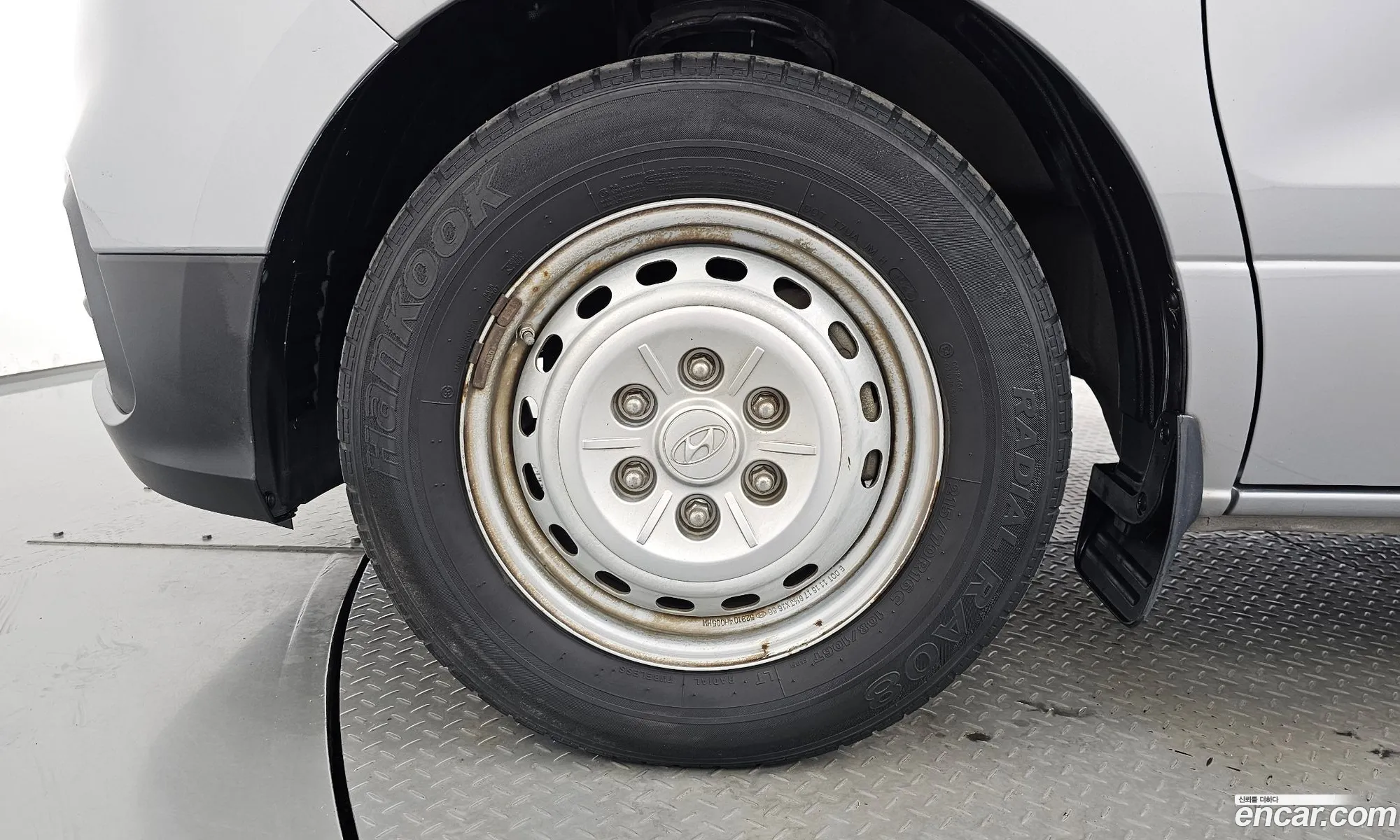 Hyundai Grand Starex 2017 — 25