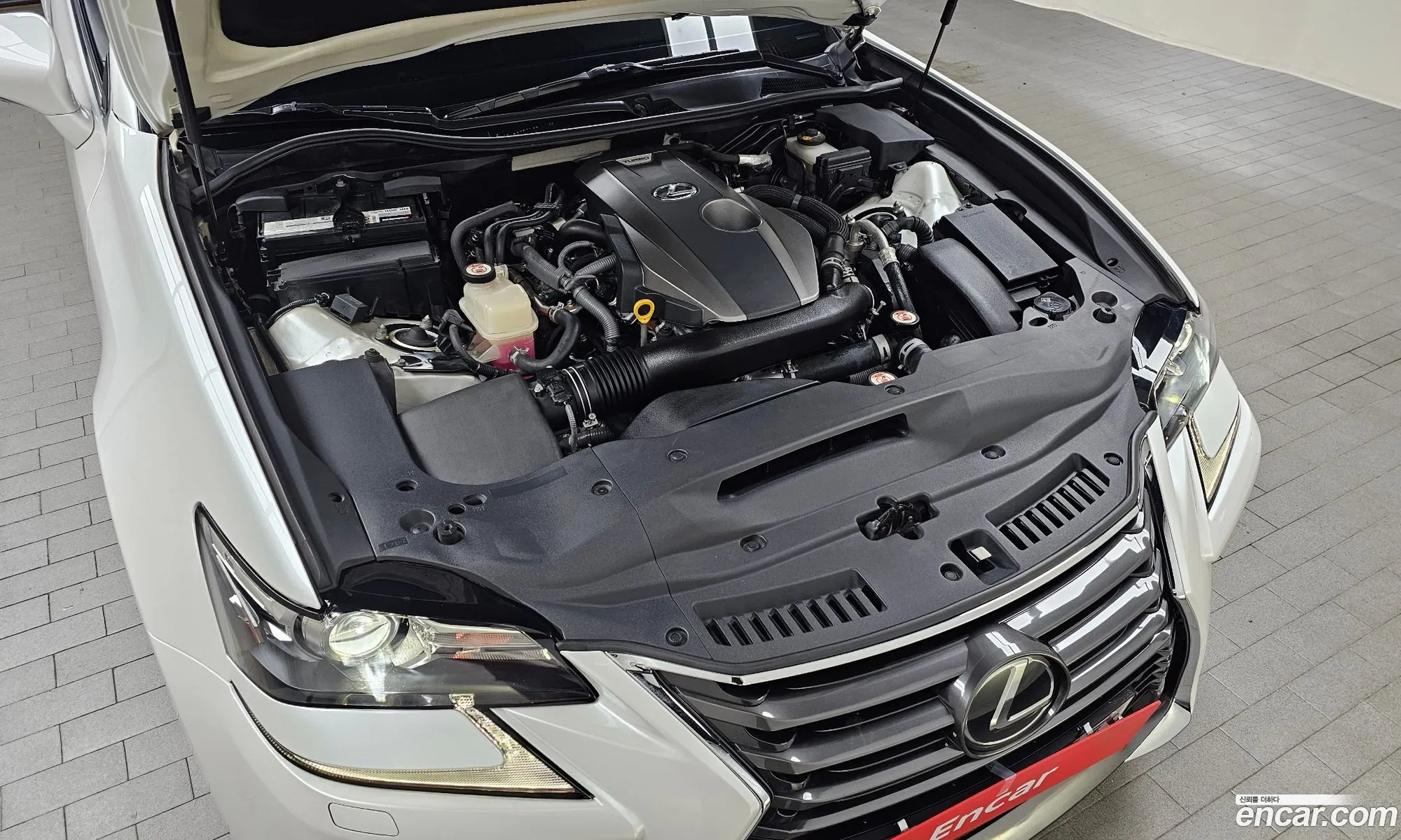 Lexus GS300 2018 JTHBA1BL2JA006945 — 27