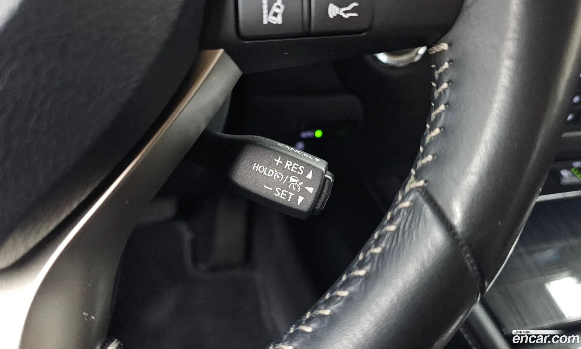 Lexus GS300 2018 JTHBA1BL2JA006945 — 16