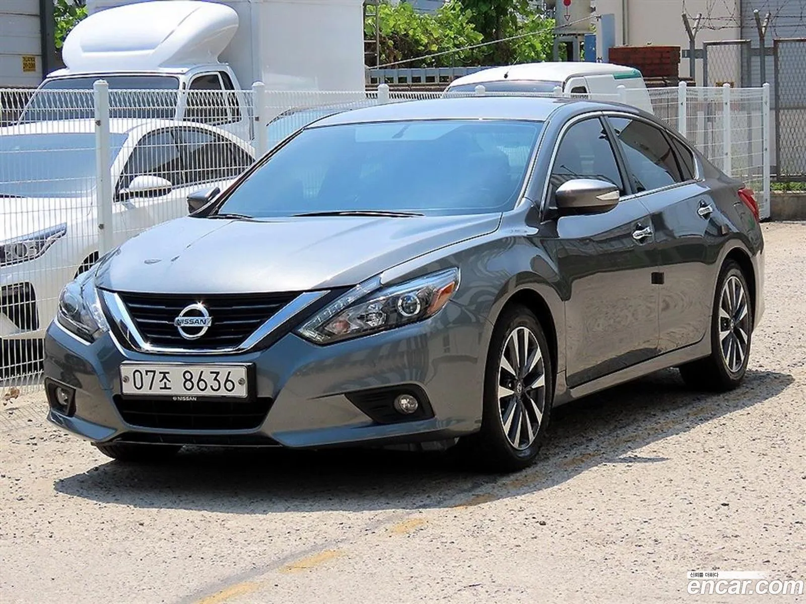 Nissan Altima 2017 — 18