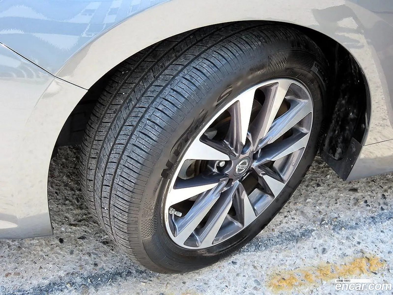 Nissan Altima 2017 — 14