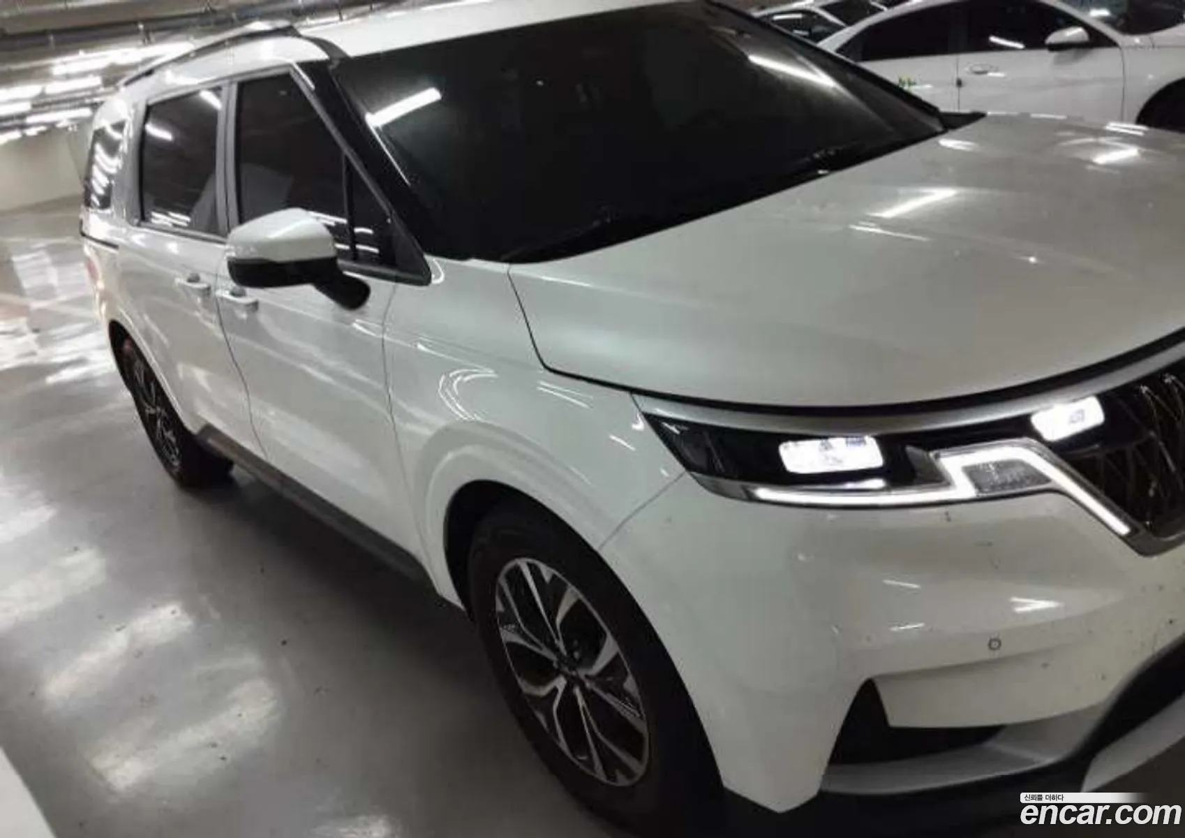 Kia Carnival 2022 — 9