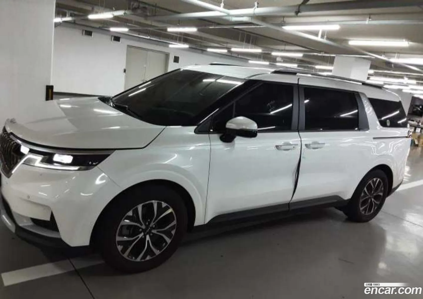 Kia Carnival 2022 — 7