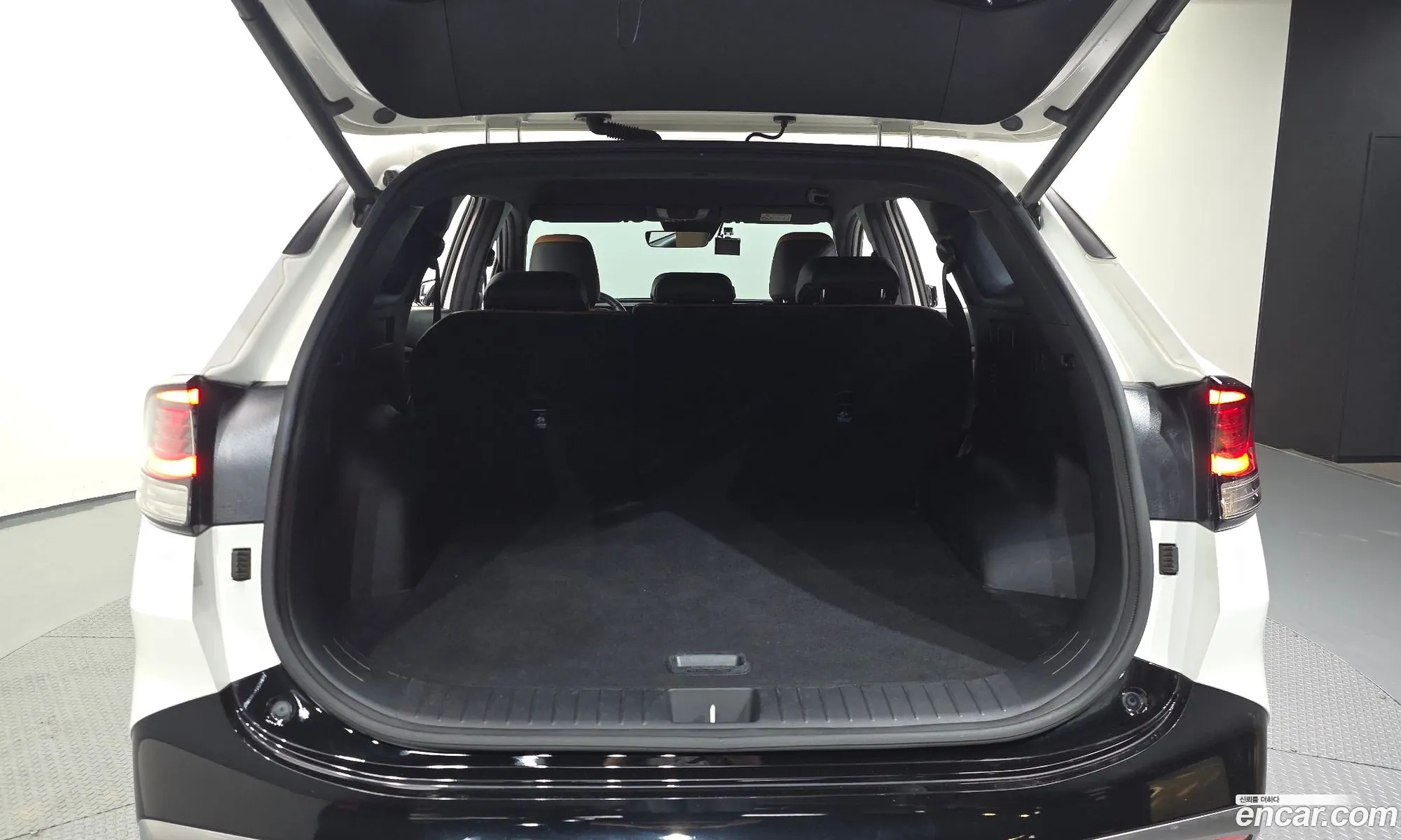 Kia Sportage Hybrid 2024 — 12