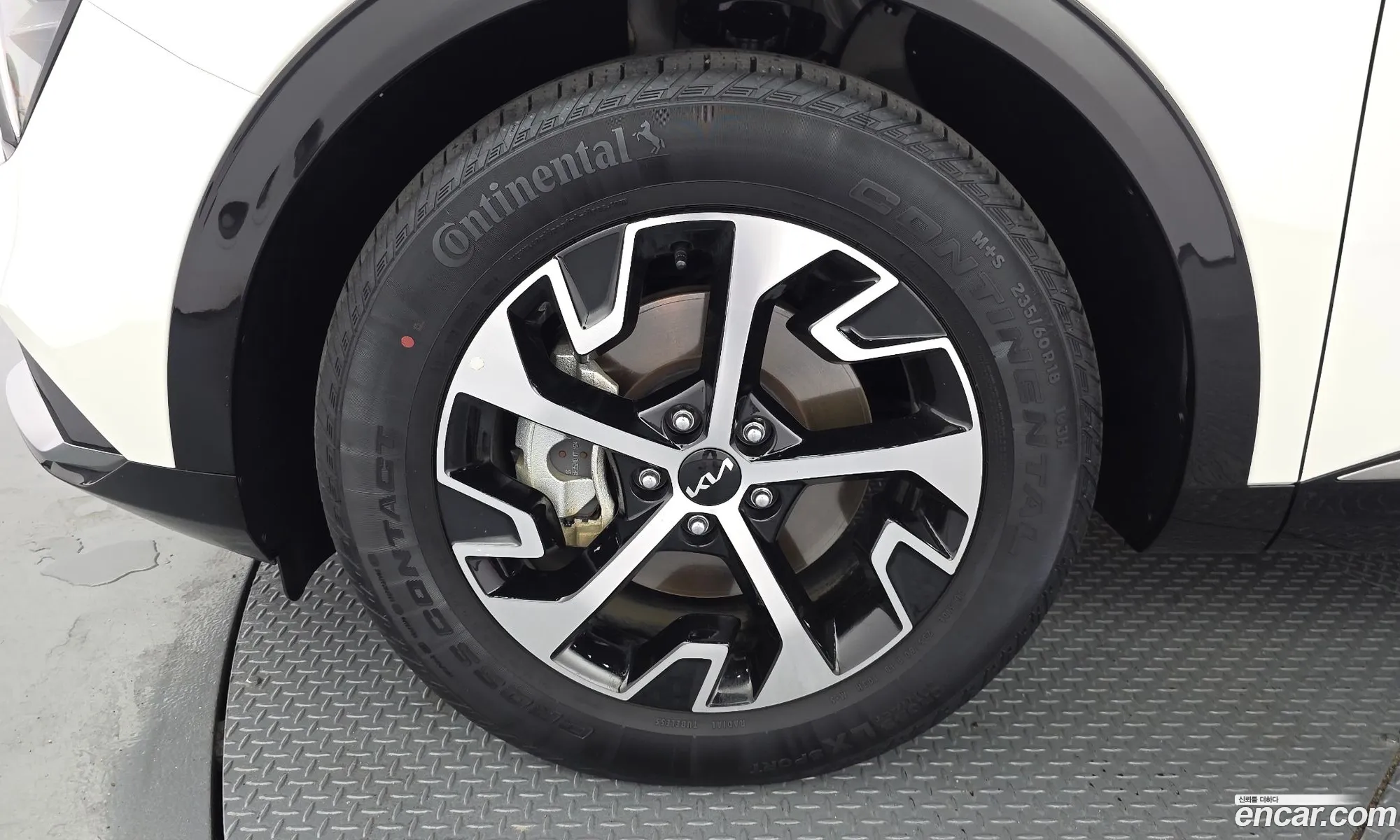 Kia Sportage Hybrid 2024 — 4