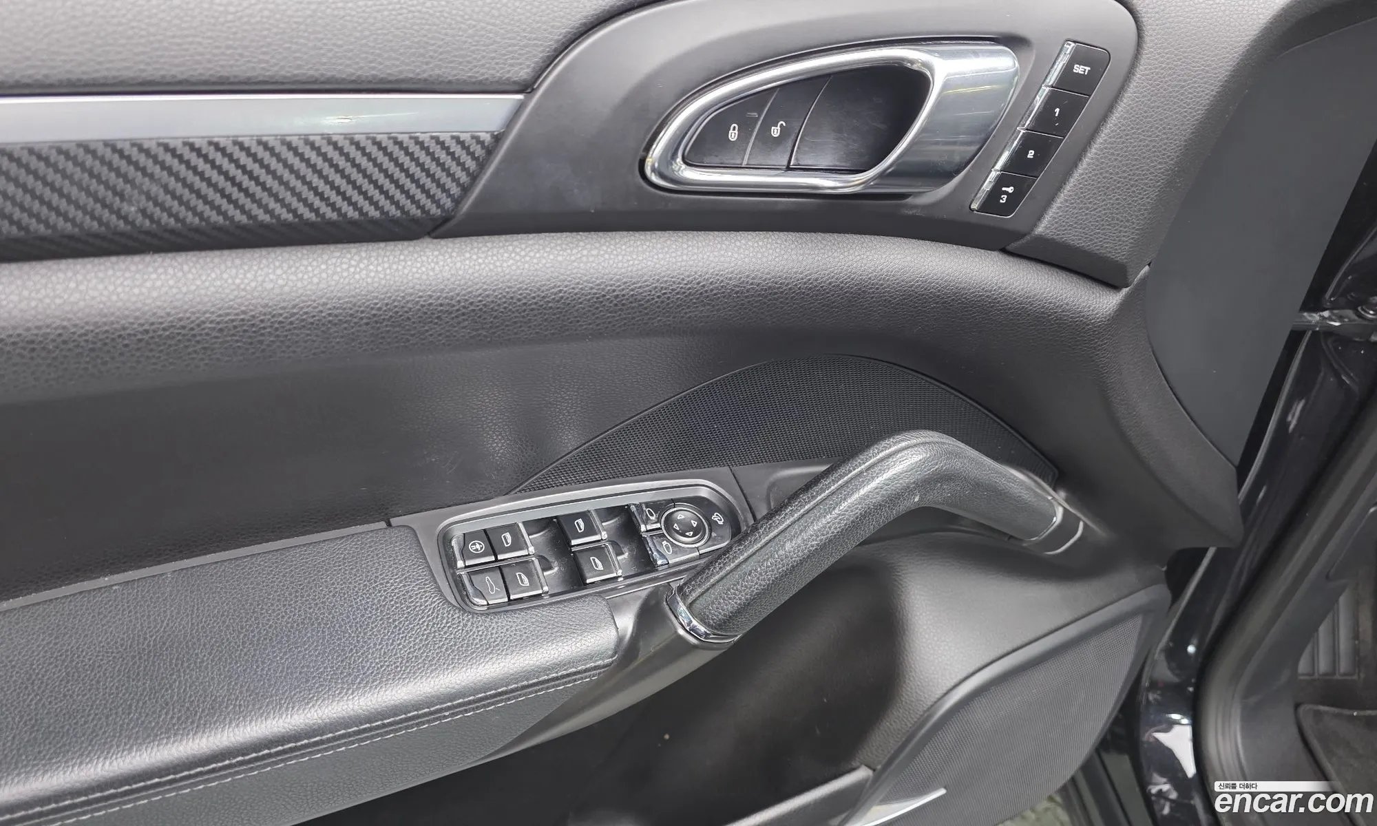 Porsche Cayenne 2013 WP1AF2927DLA39903 — 27