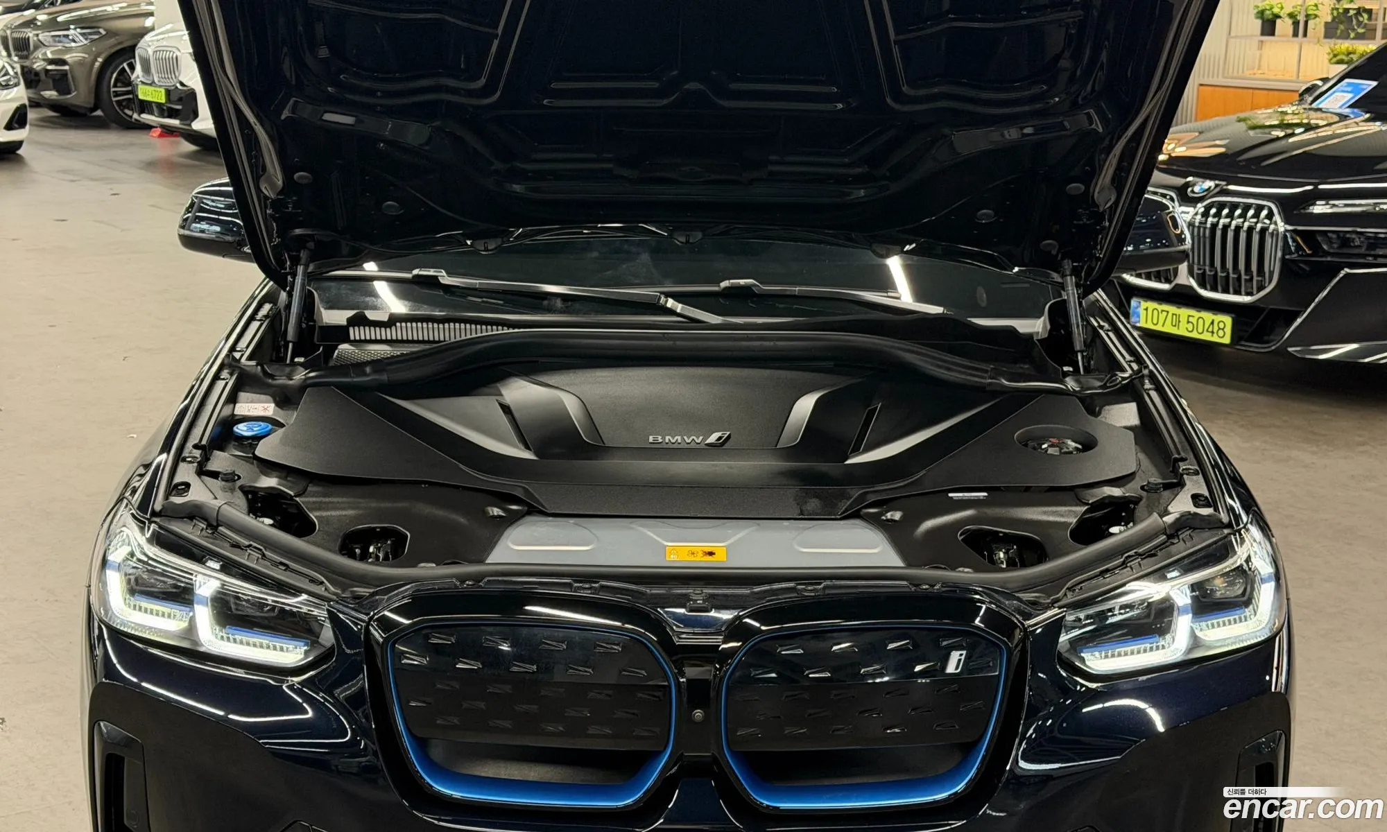 BMW iX3 2024 — 11