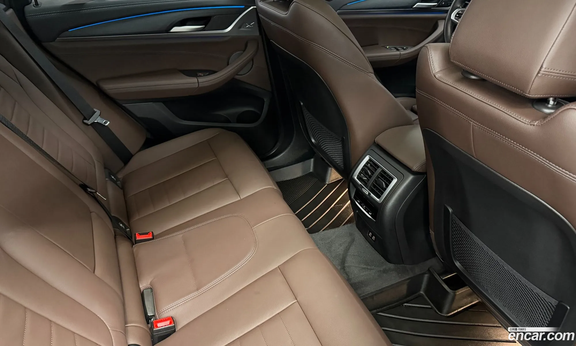 BMW iX3 2024 — 8