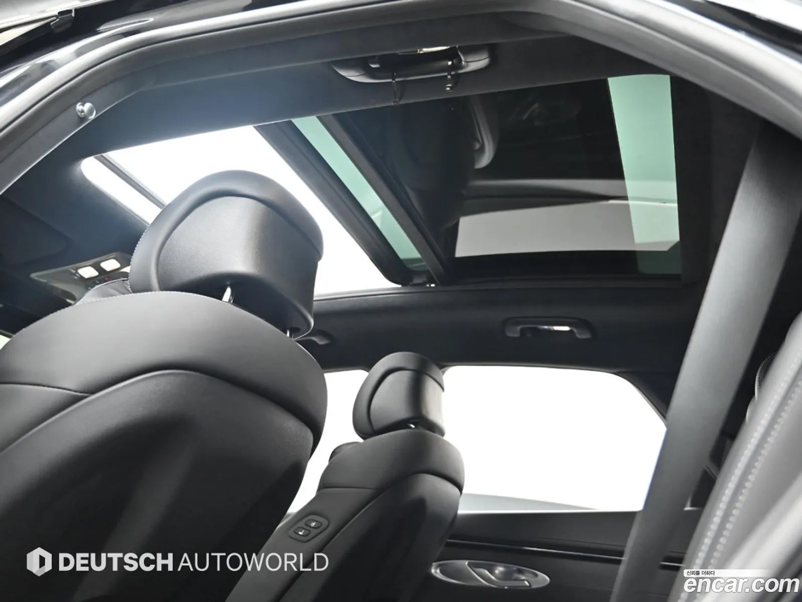 Genesis GV70 2021 — 17