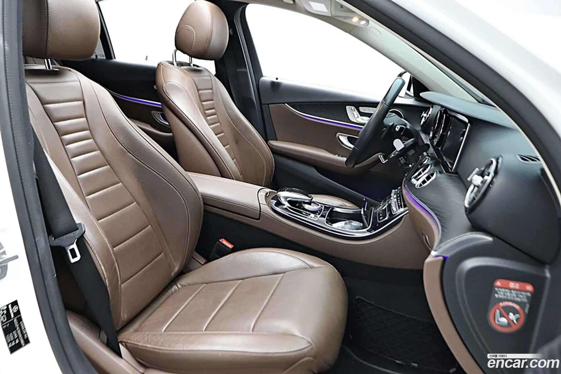 Mercedes-Benz E-Class W213 2017 — 15