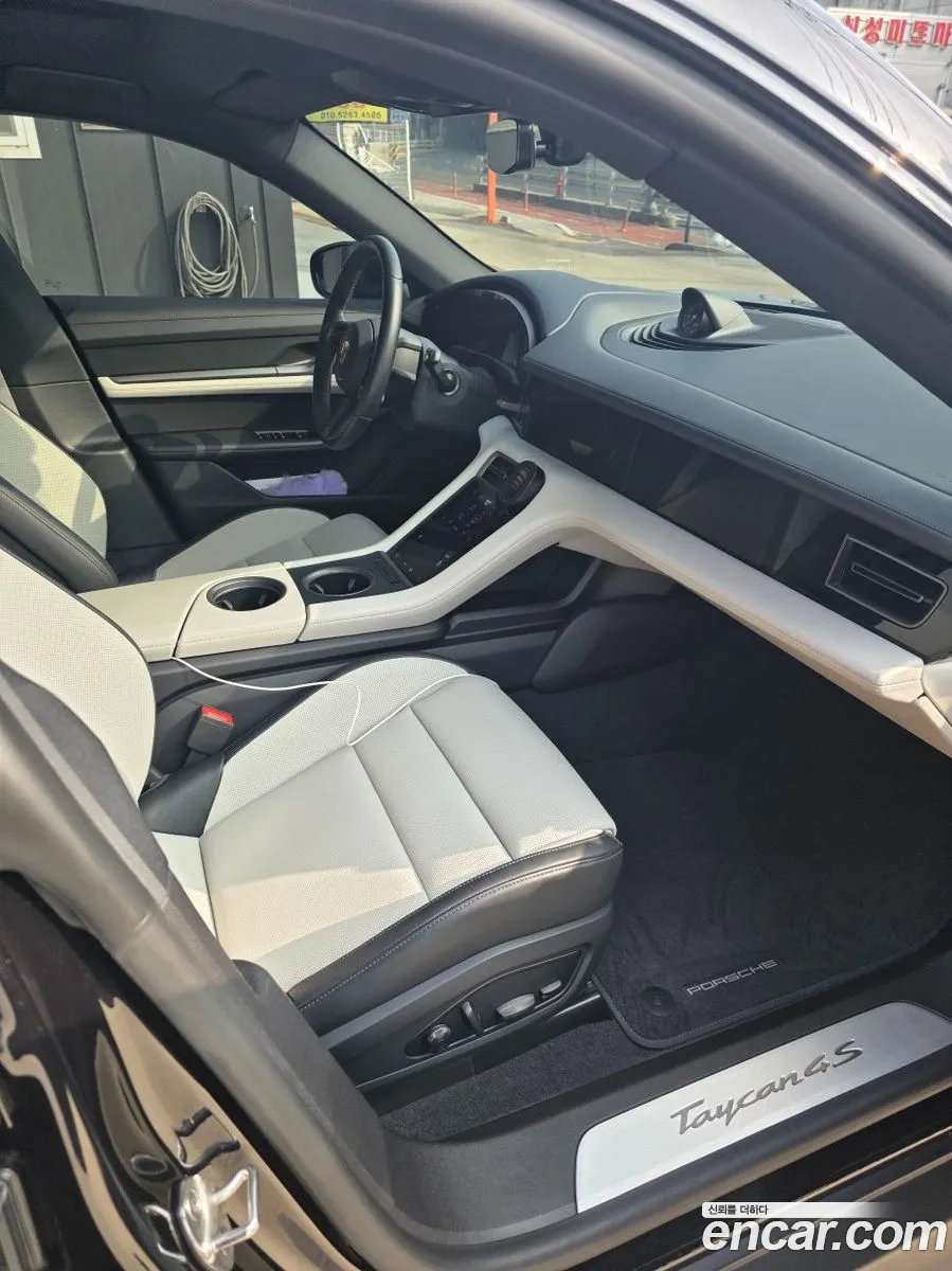 Porsche Taycan 2025 — 5