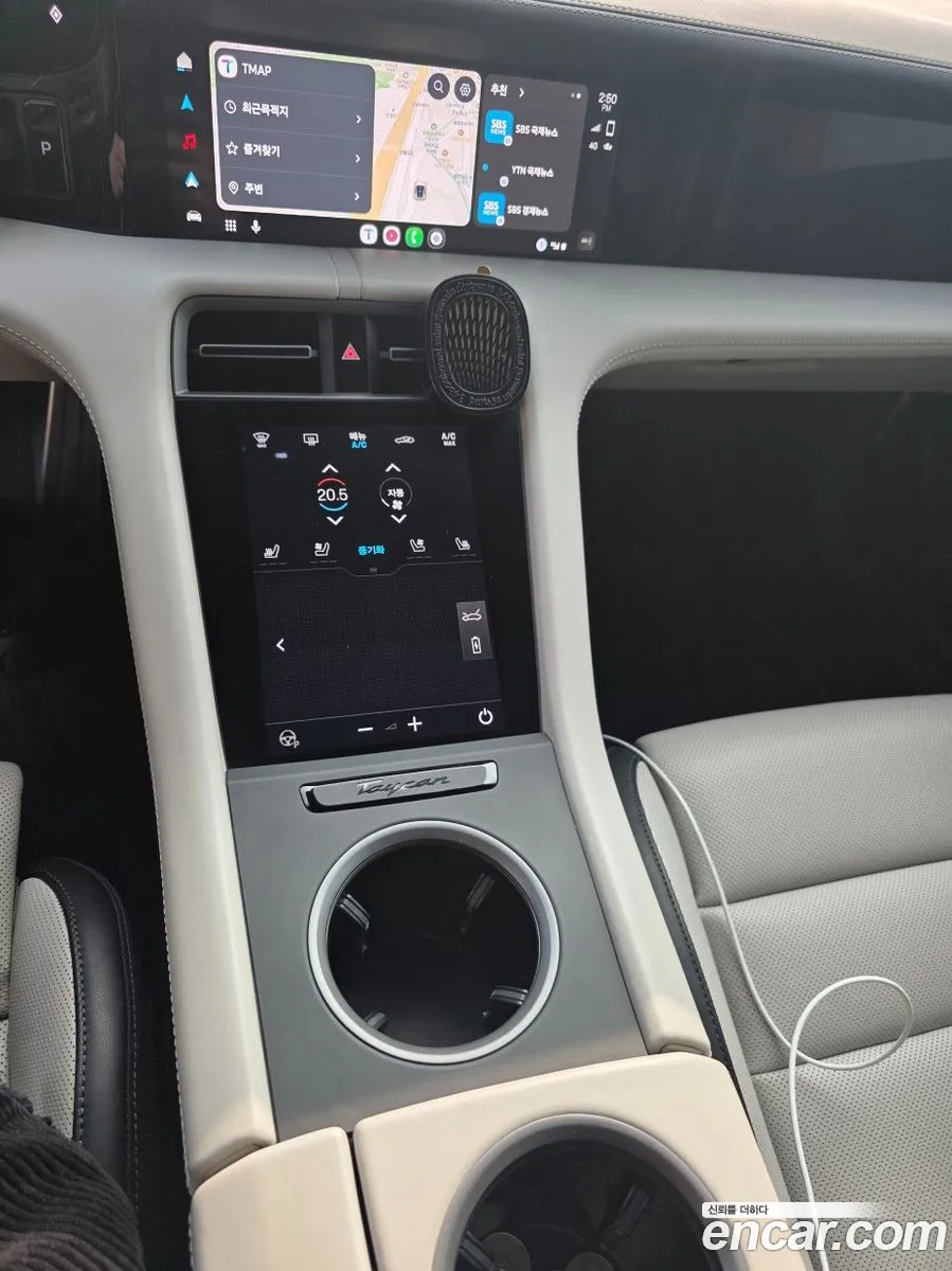 Porsche Taycan 2025 — 13