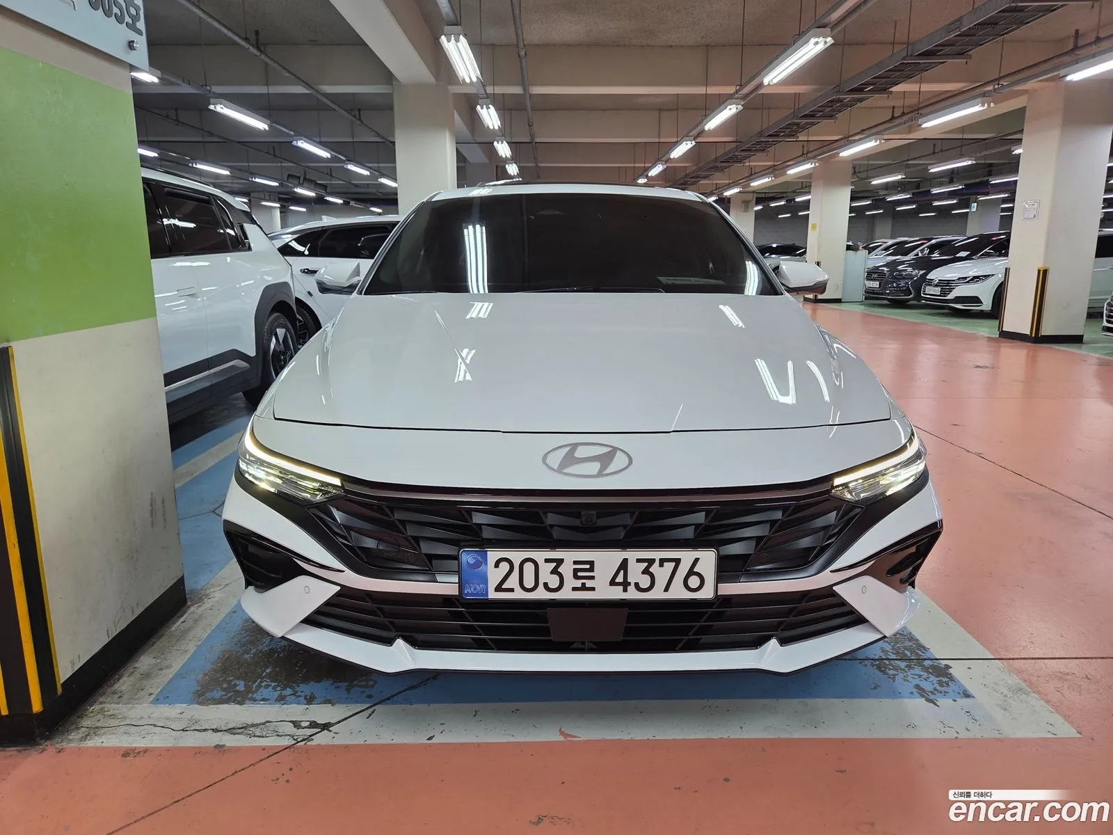 Hyundai Elantra 2024 — 15