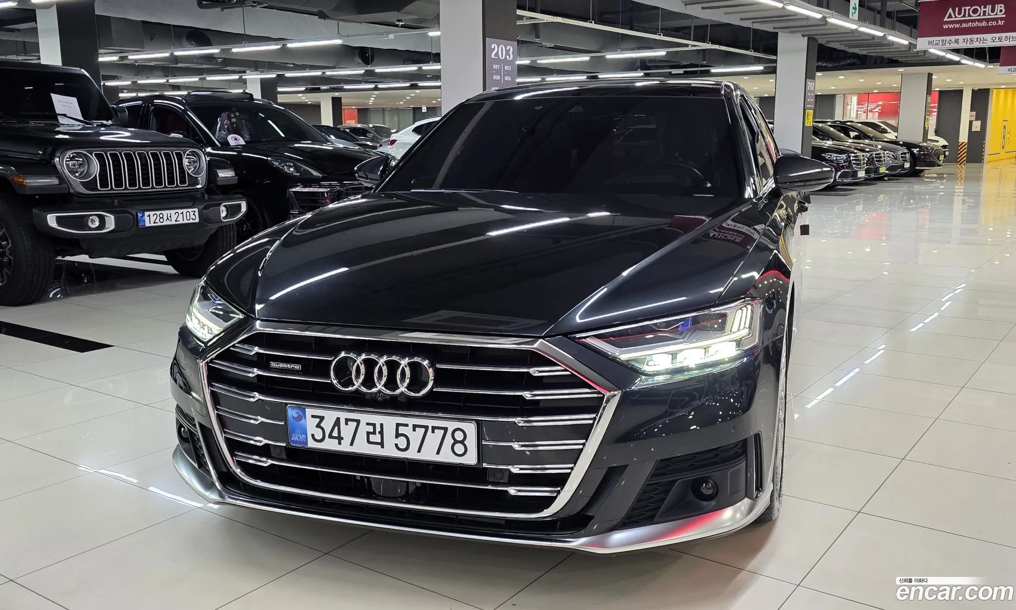 Audi A8 2021 — 19
