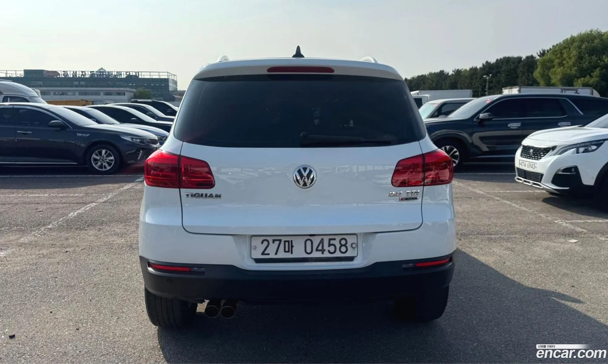 Volkswagen Tiguan 2016 — 17