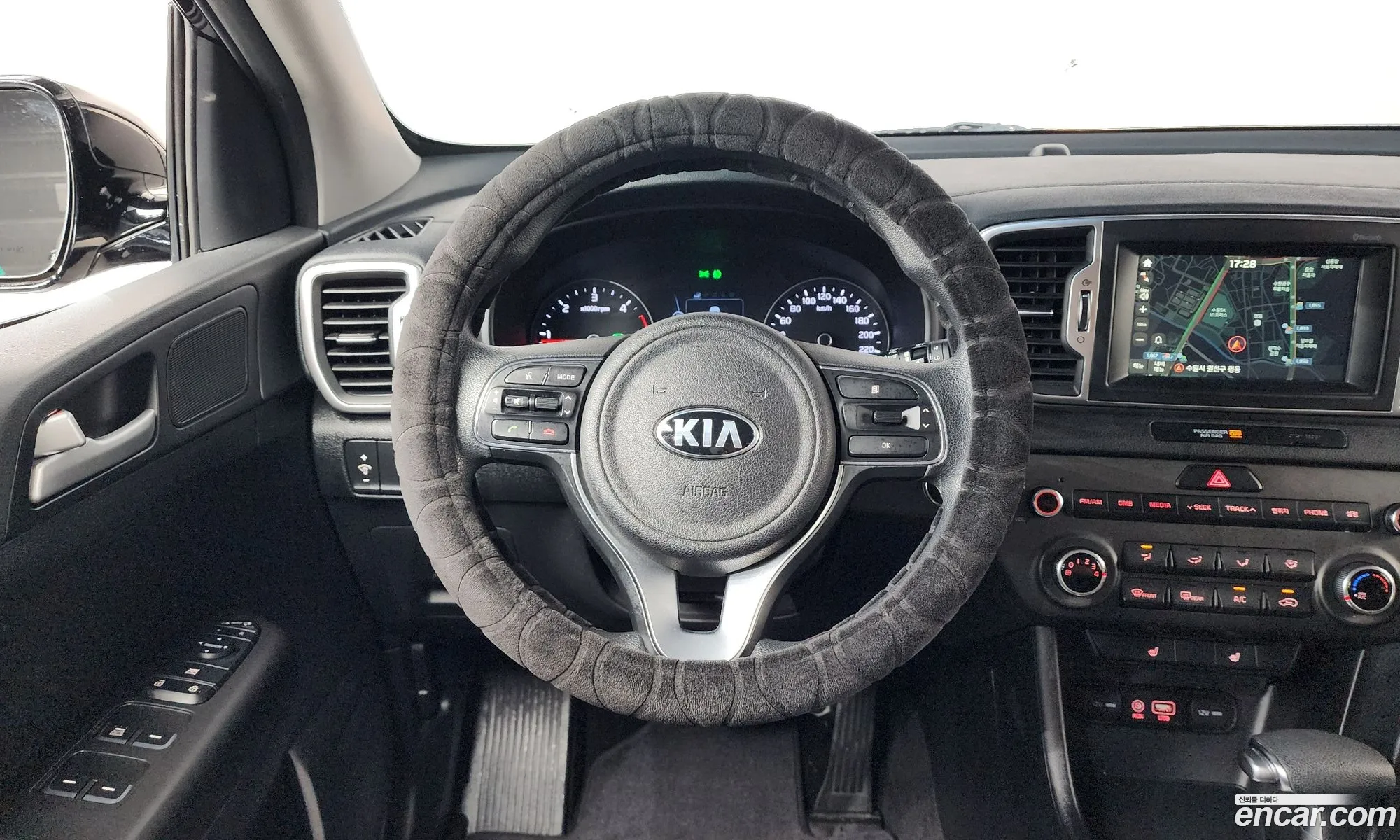 Kia Sportage 2016 — 28