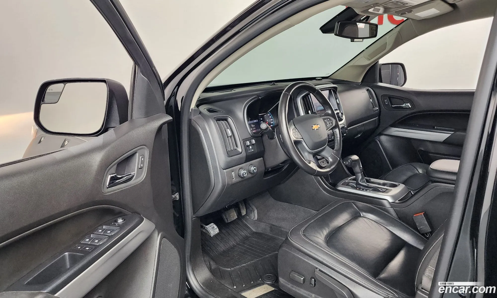 Chevrolet (GM Daewoo) Real New Colorado 2021 — 37